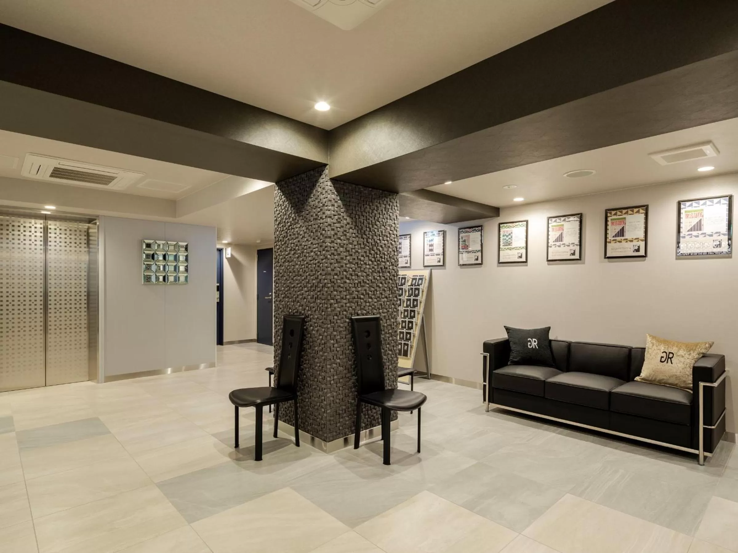 Lobby or reception in Green Rich Hotel Kurashiki Ekimae (Artificial hot spring Futamata Yunohana)