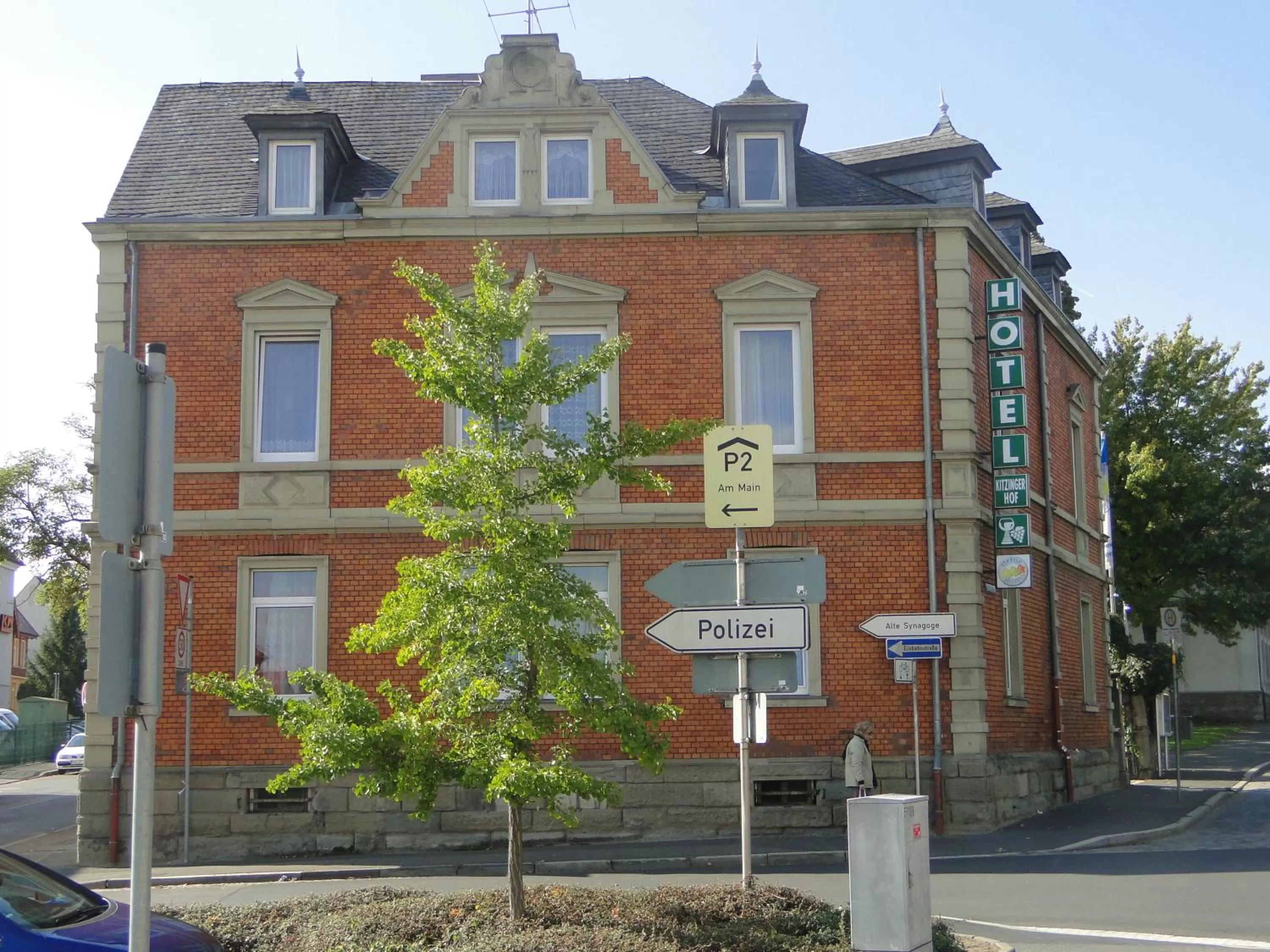 Property building in Hotel Kitzinger Hof an der B8