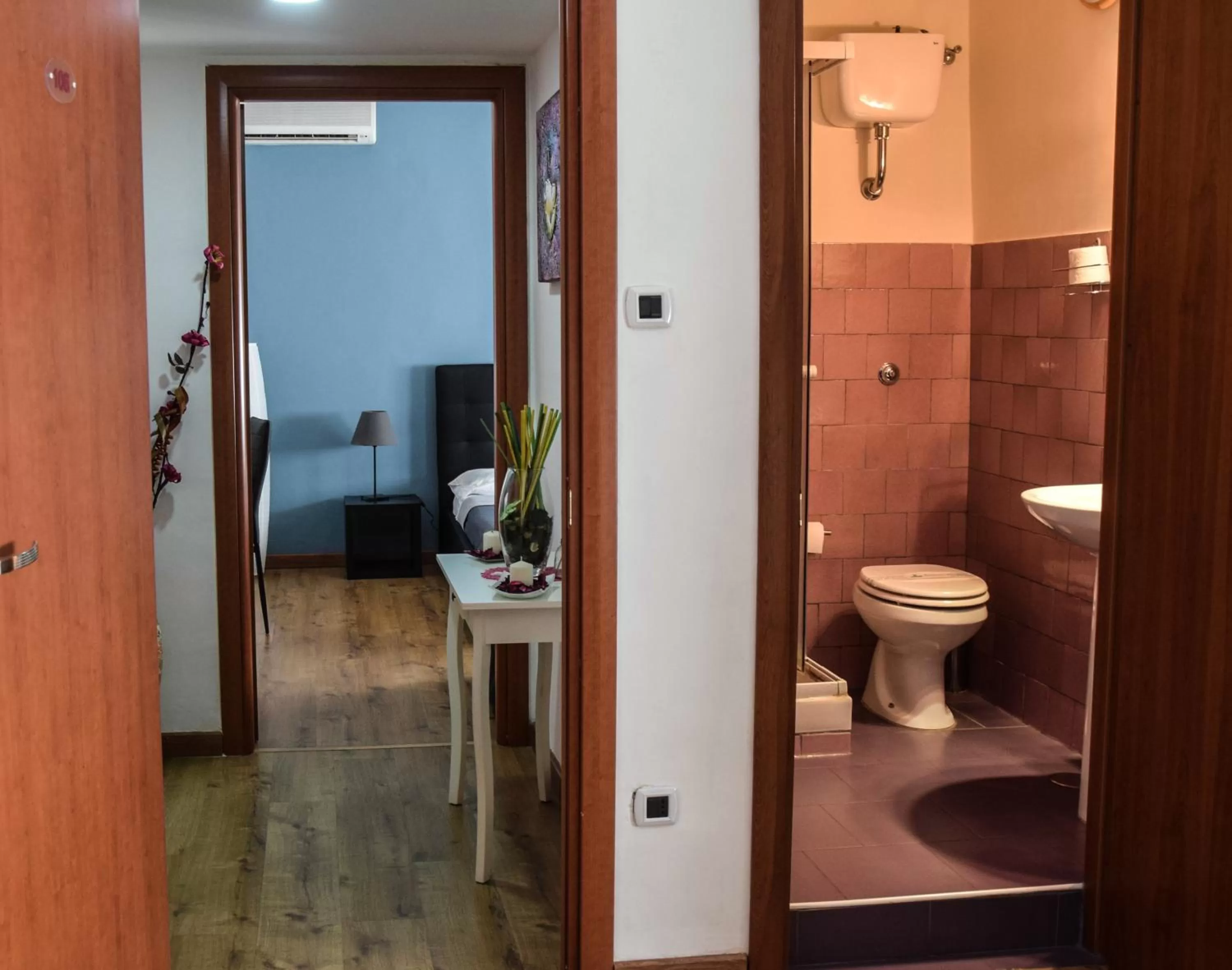 Bedroom in Hotel Kennedy