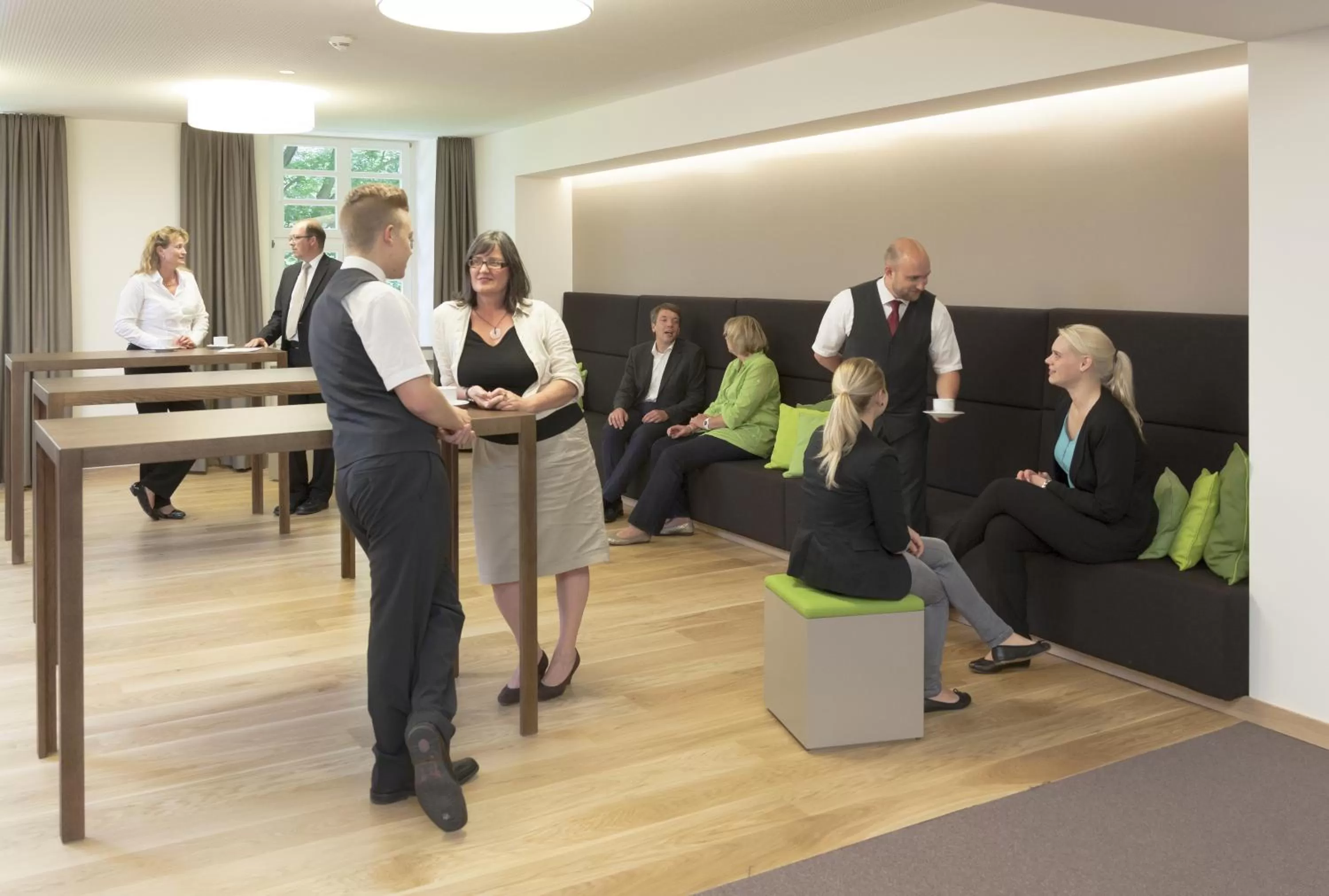 Business facilities in Kardinal Schulte Haus