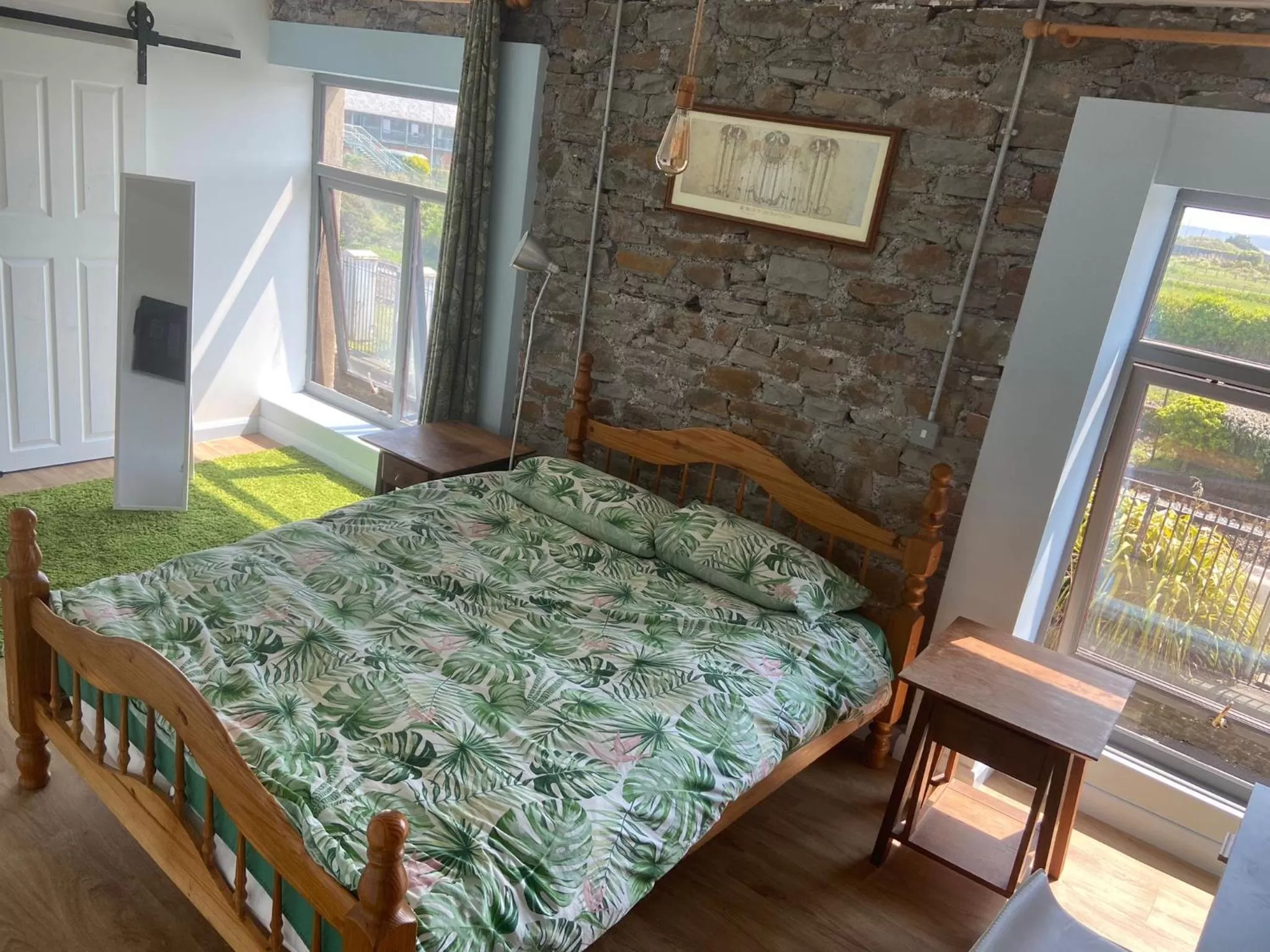 Bed in The Phoenix Rooms