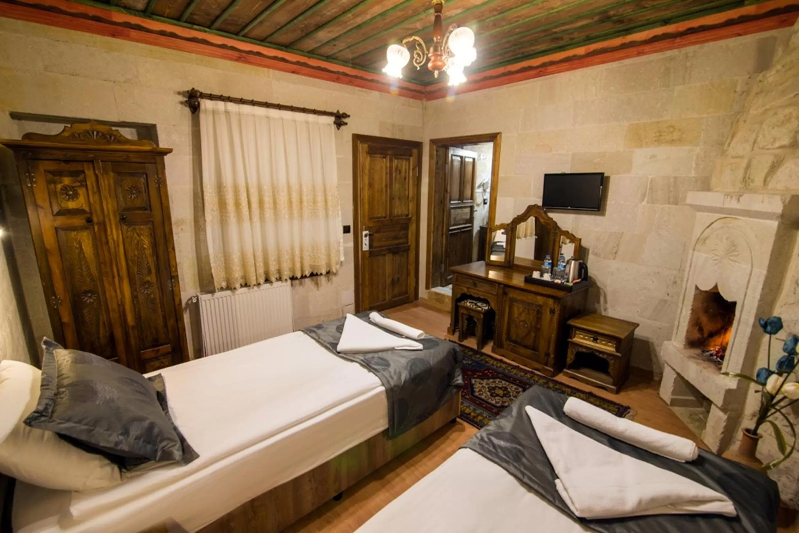 Photo of the whole room, Bed in Historical Goreme House