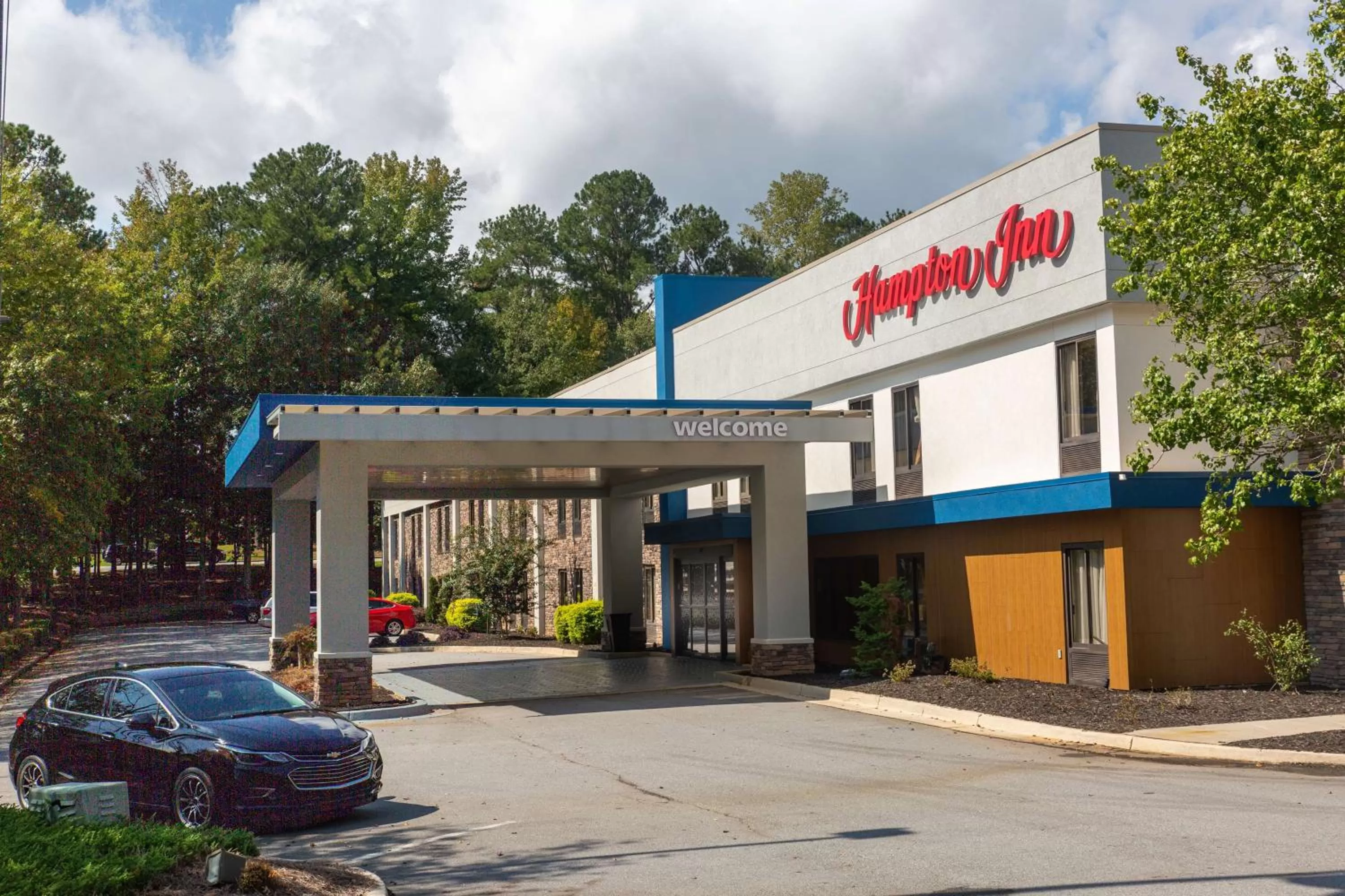 Property building in Hampton Inn Atlanta/Peachtree City