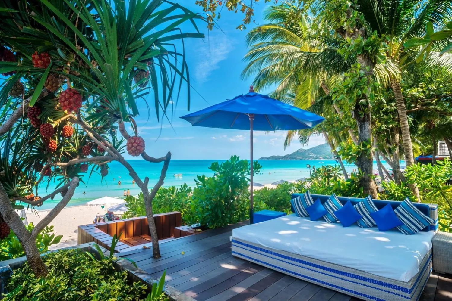 Swimming pool in Synergy Samui