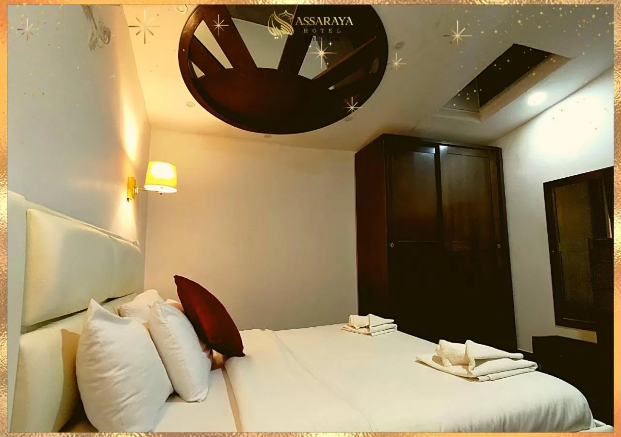 Photo of the whole room, Bed in Assaraya Palace Hotel