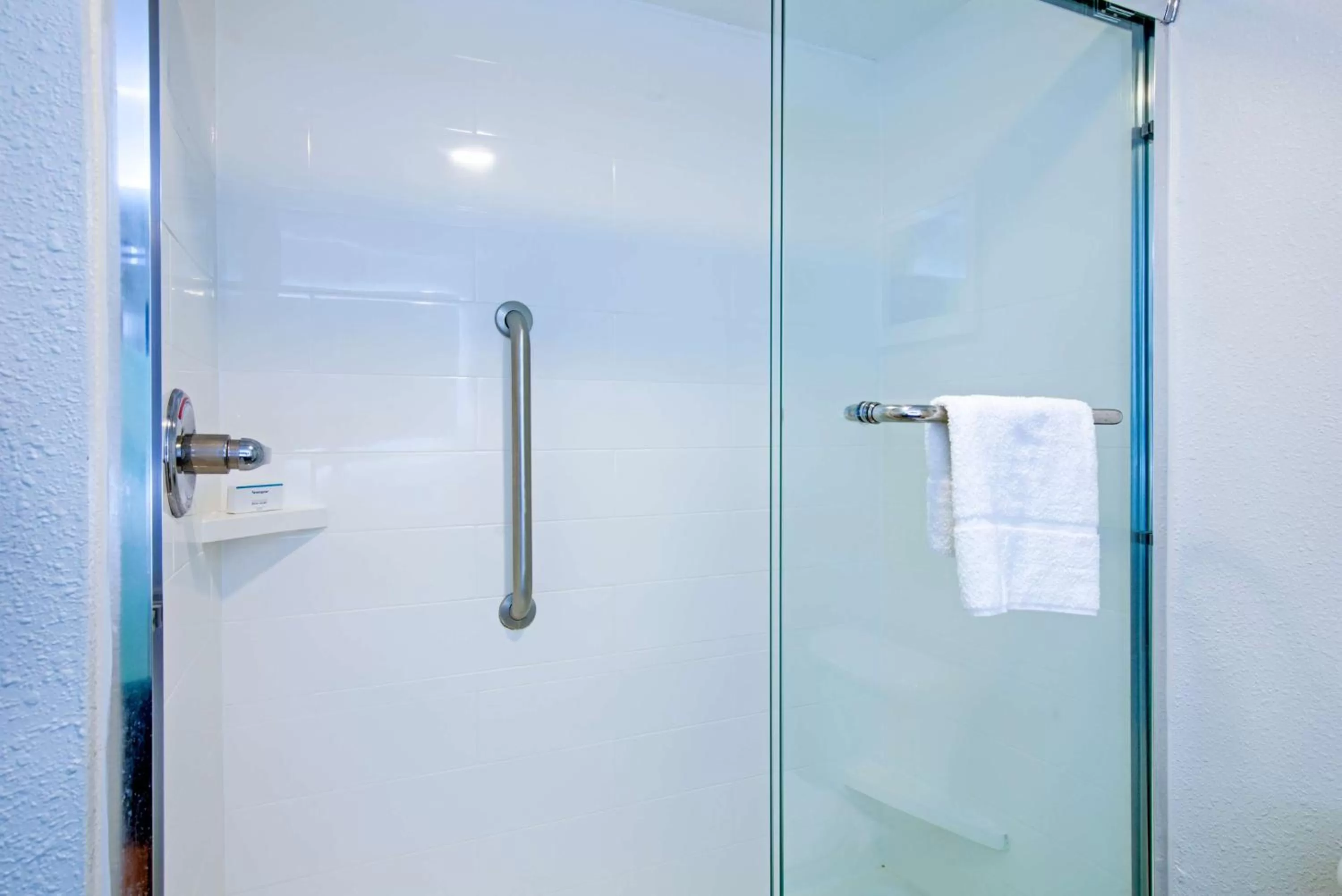 Bathroom in Hampton Inn Slidell