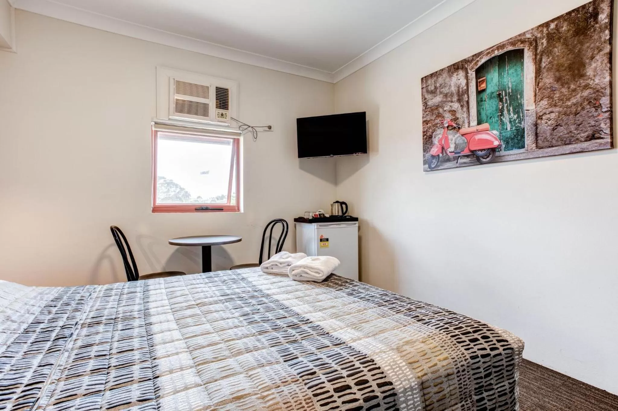 Bed in Arena Hotel (formerly Sleep Express Motel)