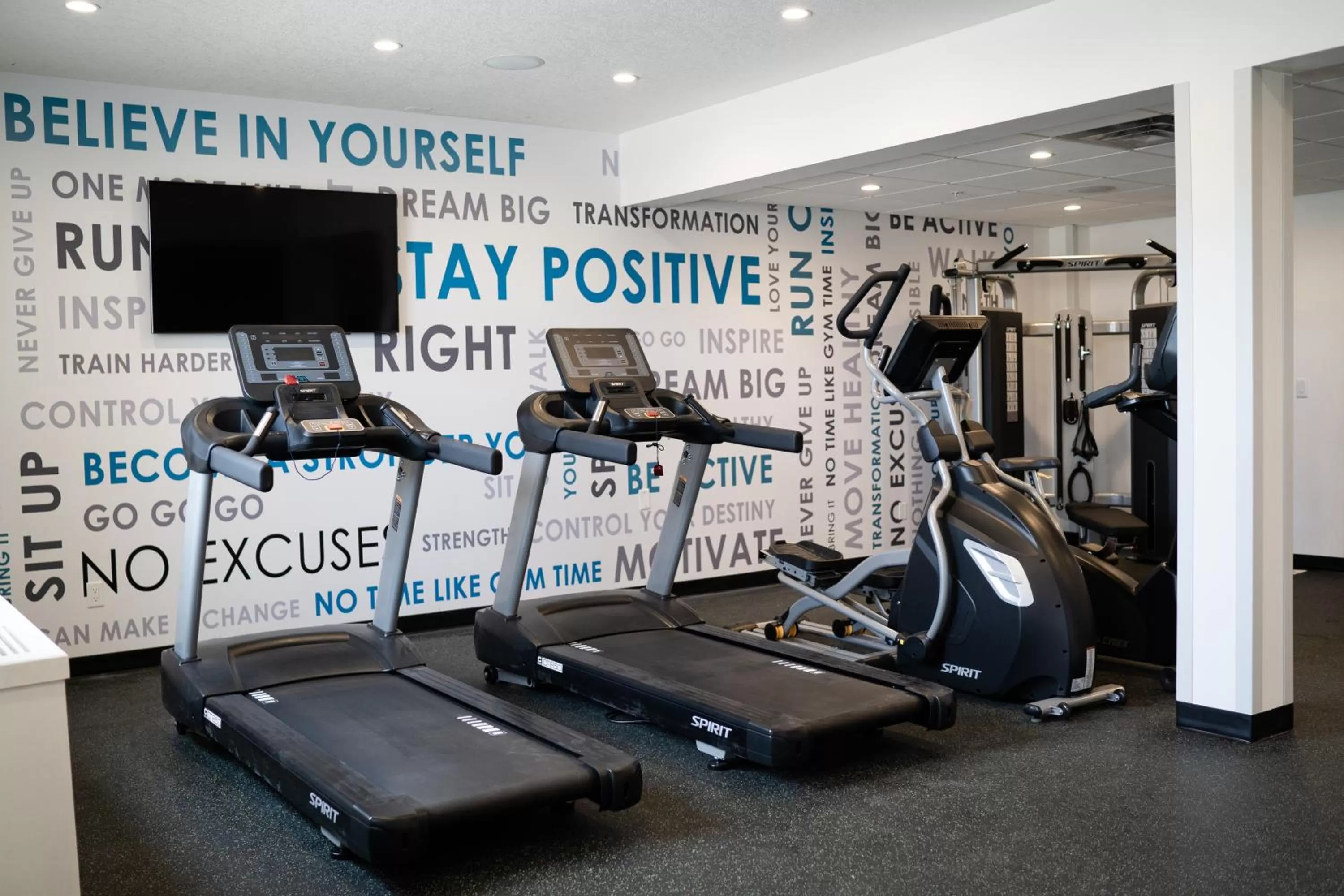 Fitness centre/facilities in Best Western Plus Airdrie Gateway