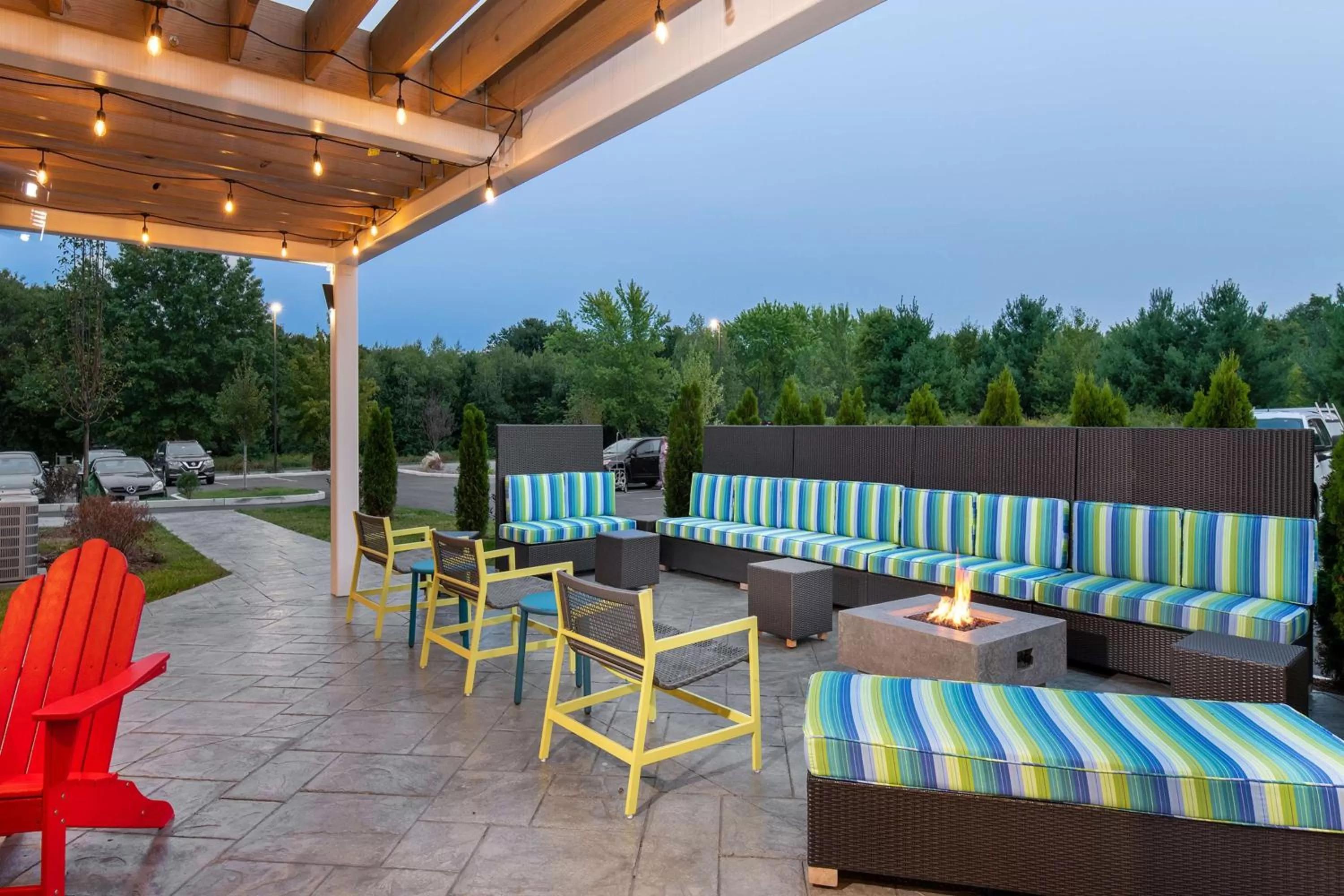 Patio in Home2 Suites By Hilton Raynham Taunton