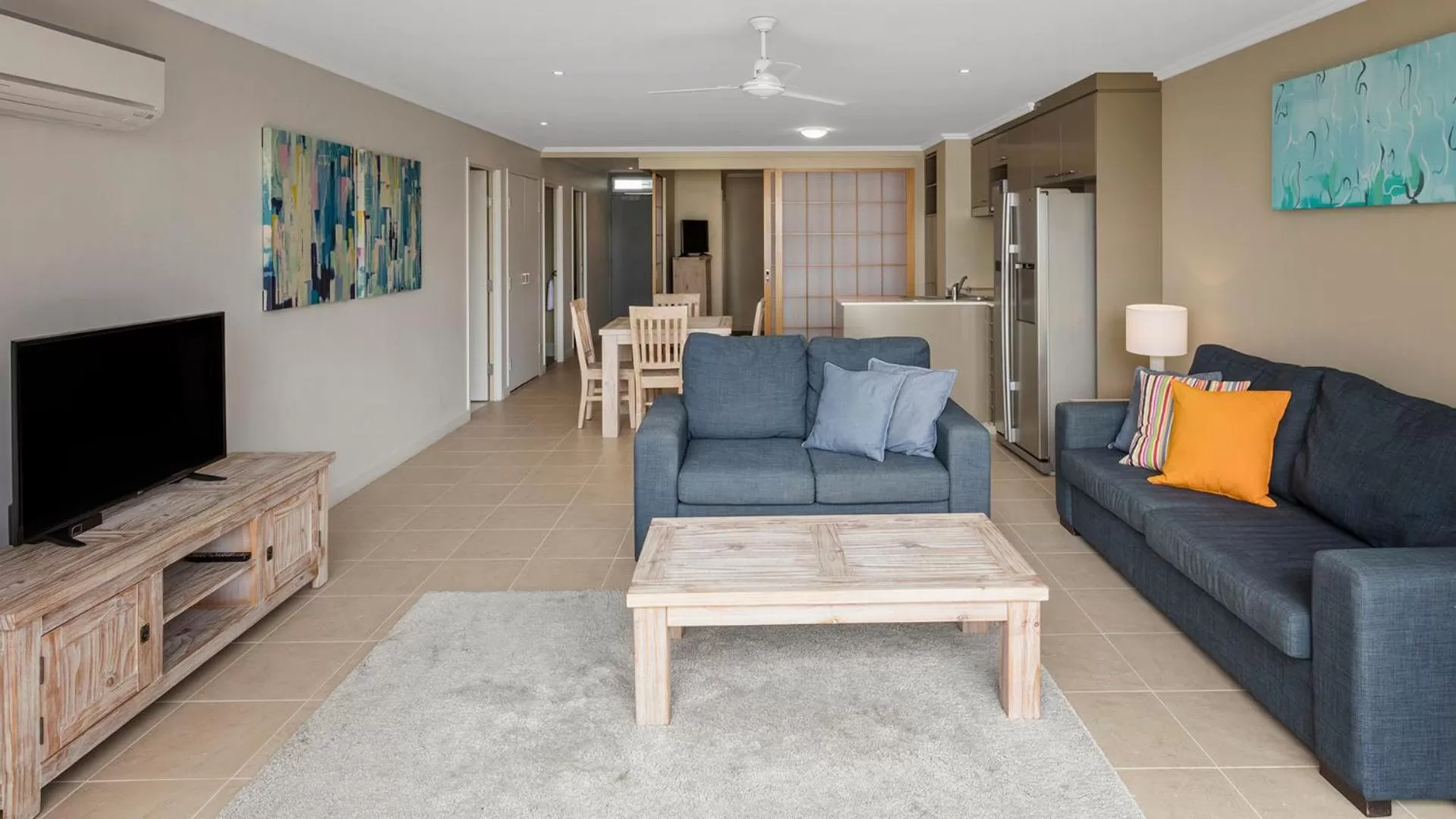 TV and multimedia in Oaks Hervey Bay Resort and Spa