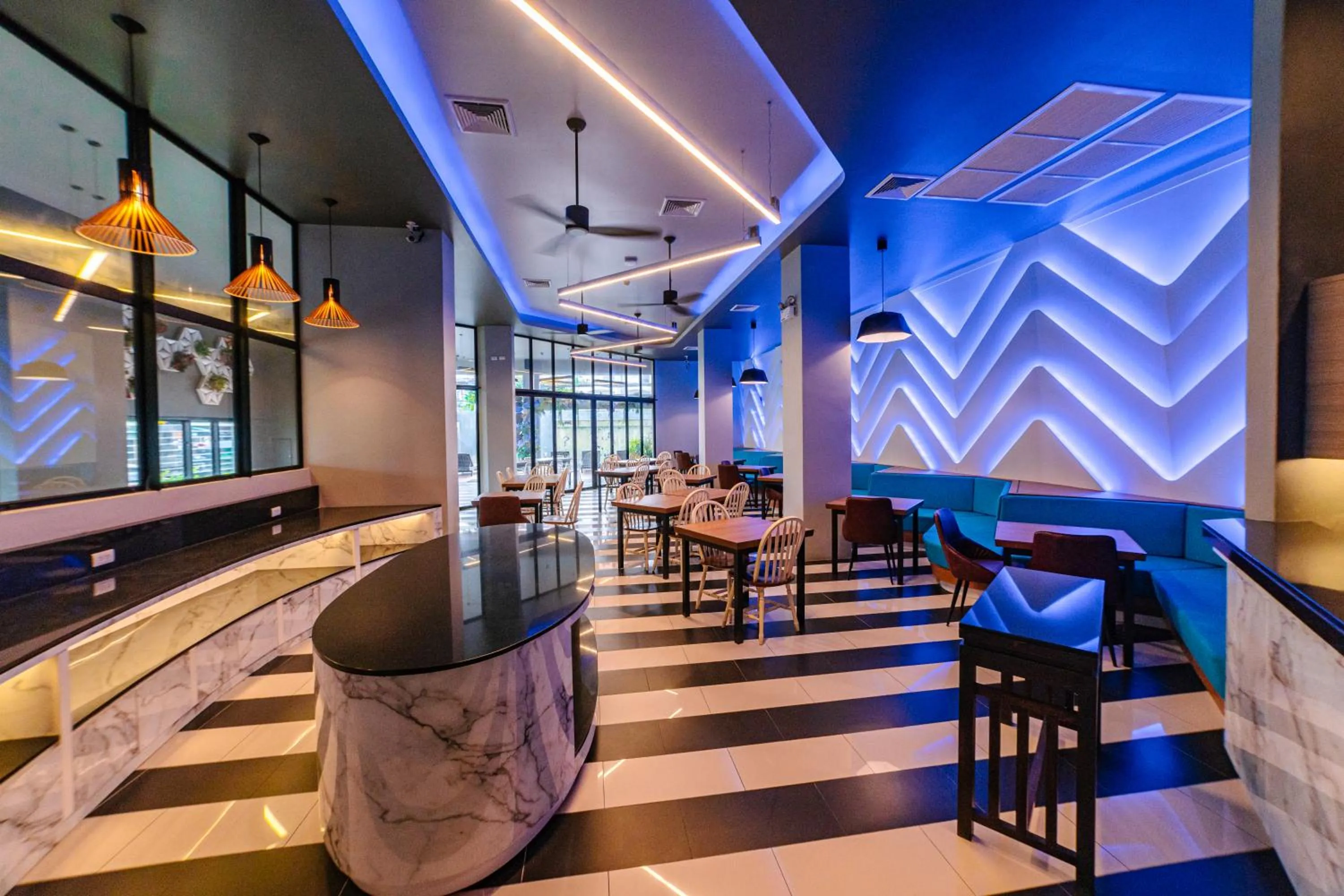 Restaurant/places to eat in Ratana Hotel Sakdidet, PHUKET TOWN