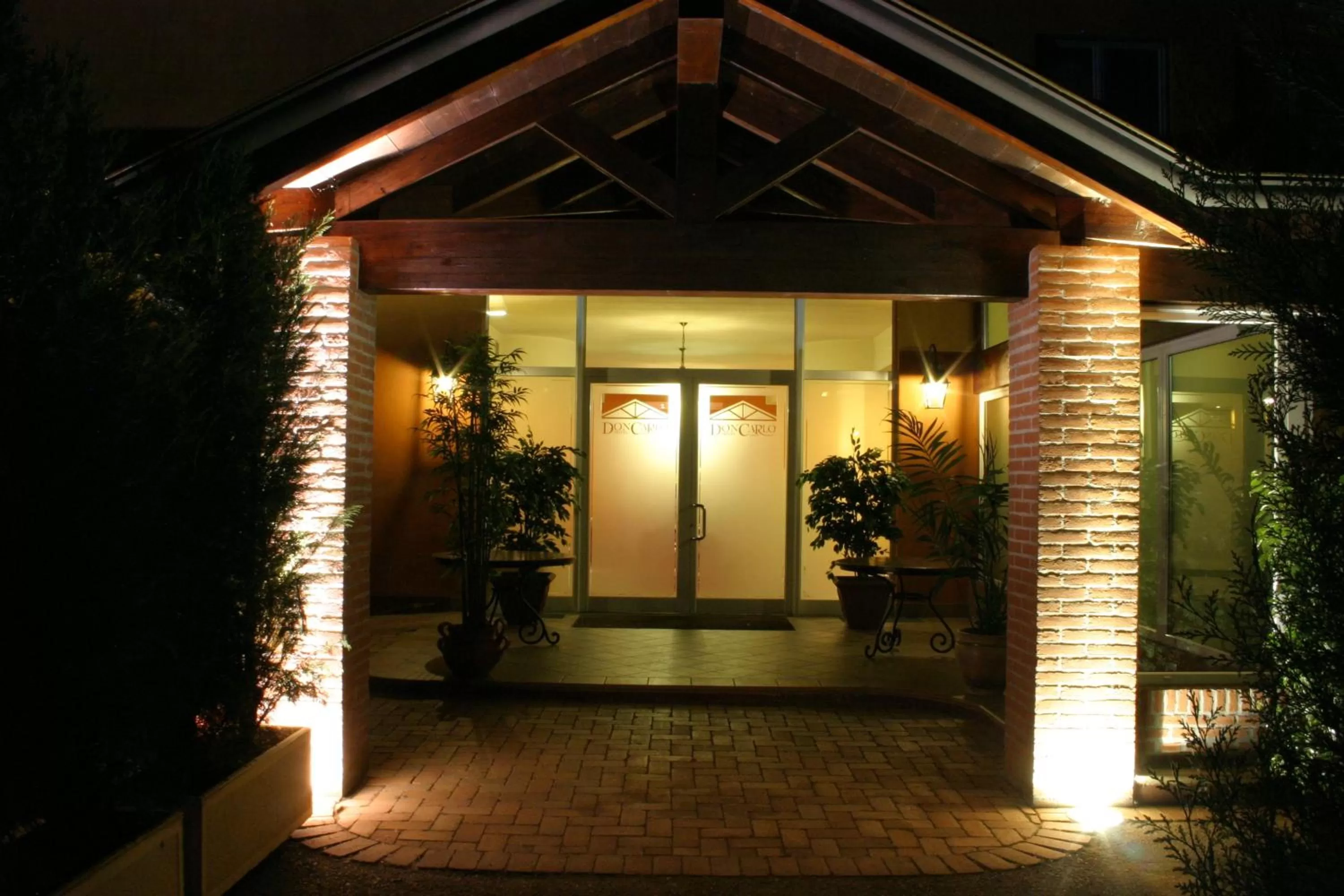 Facade/entrance in Hotel Don Carlo