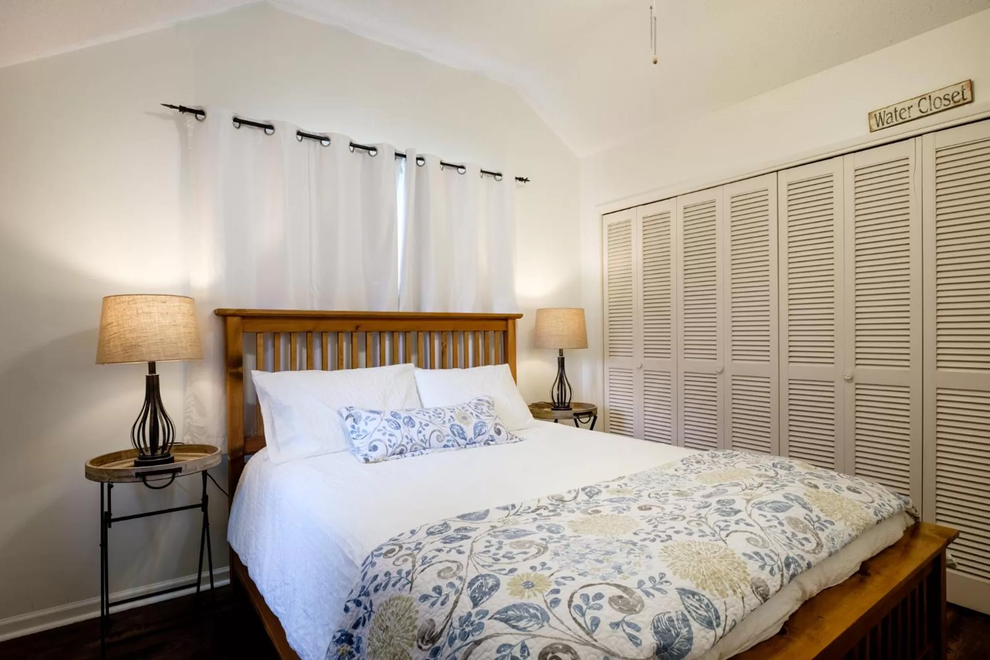 Bedroom, Bed in Bramblebank Cottages