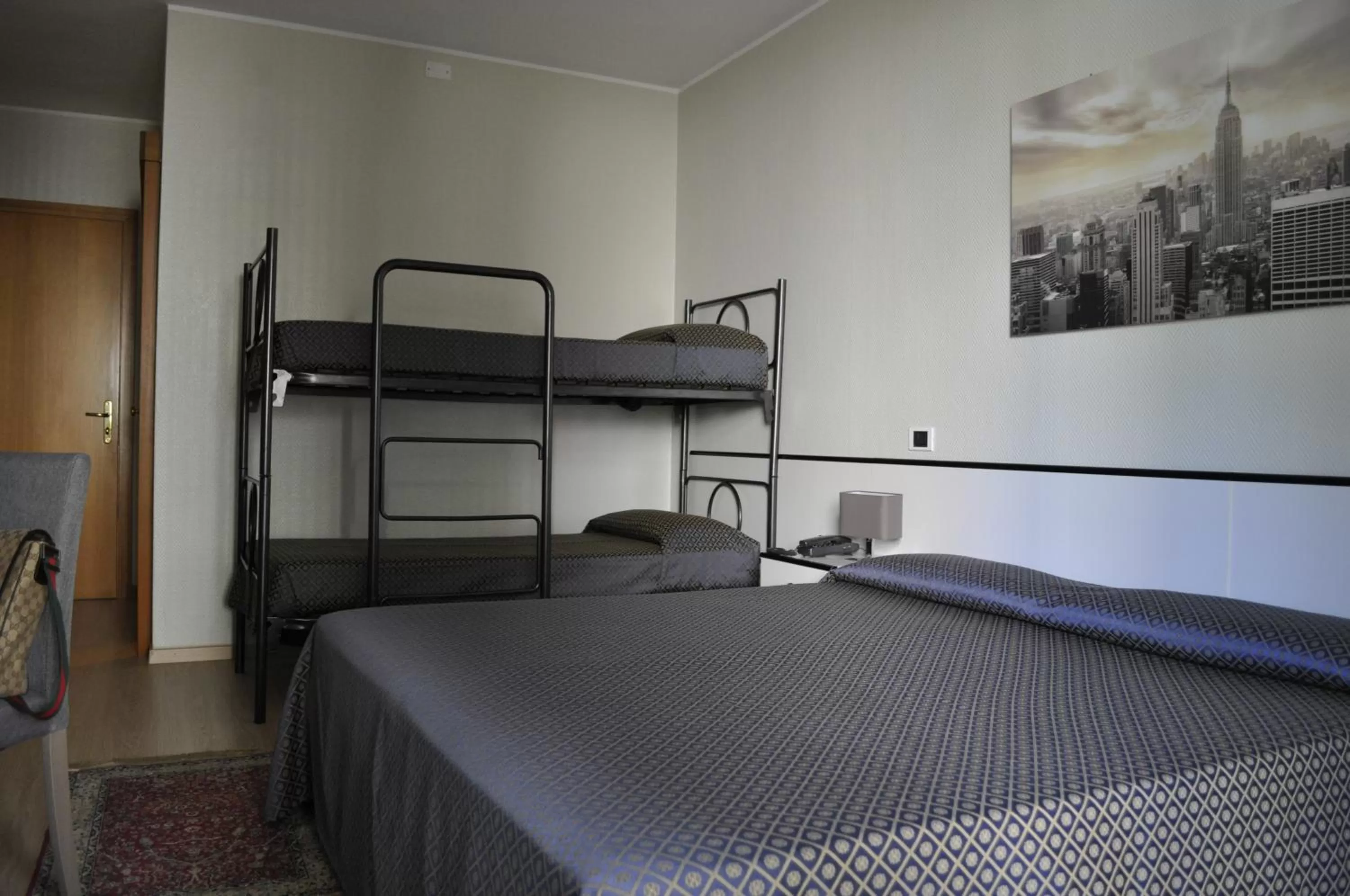 Bedroom, Bed in Hotel Est Piombino