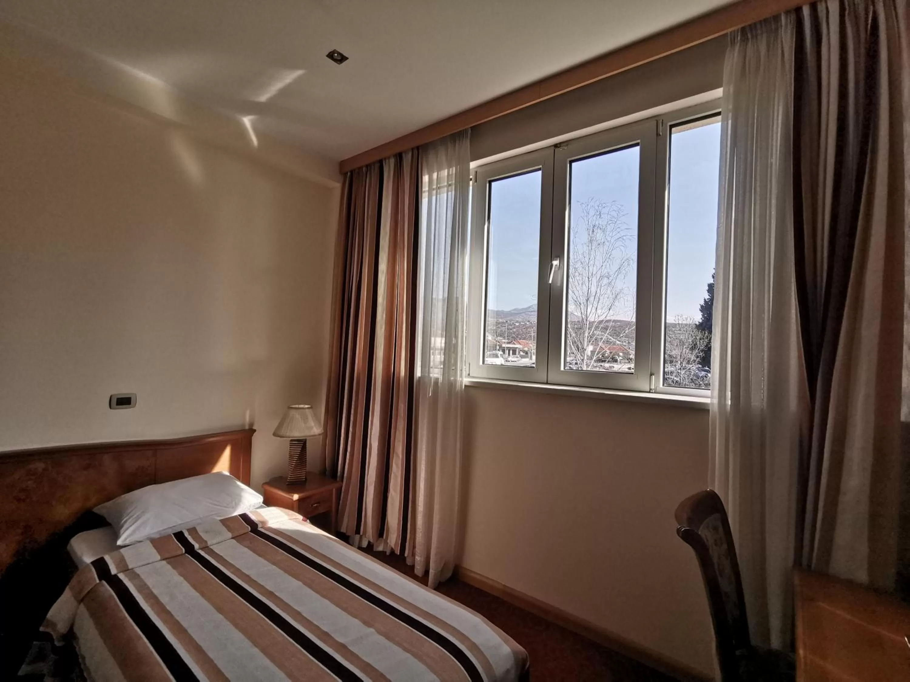 Bed in Mali Hotel BaMBiS