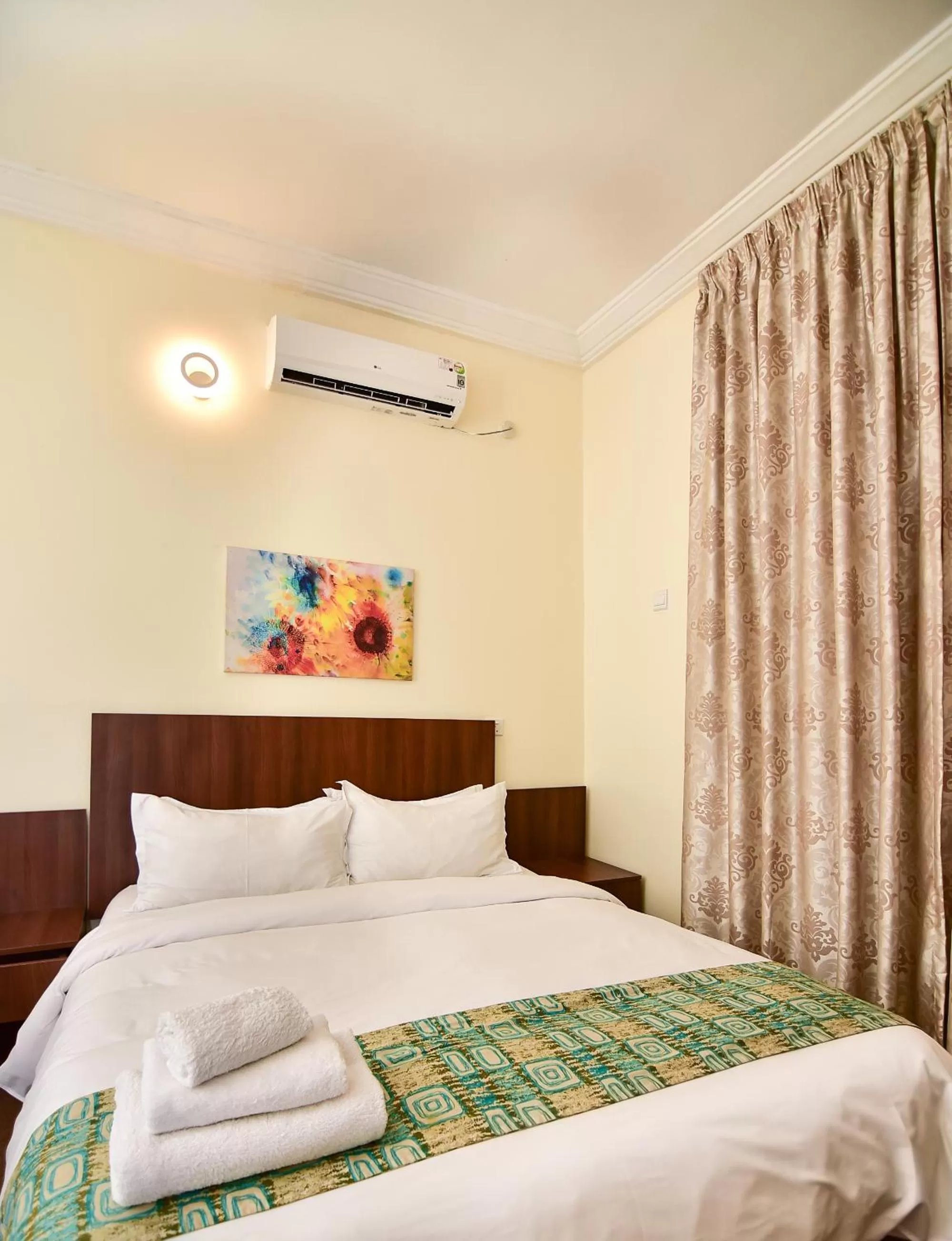 Bedroom, Bed in Sinclair Guest House