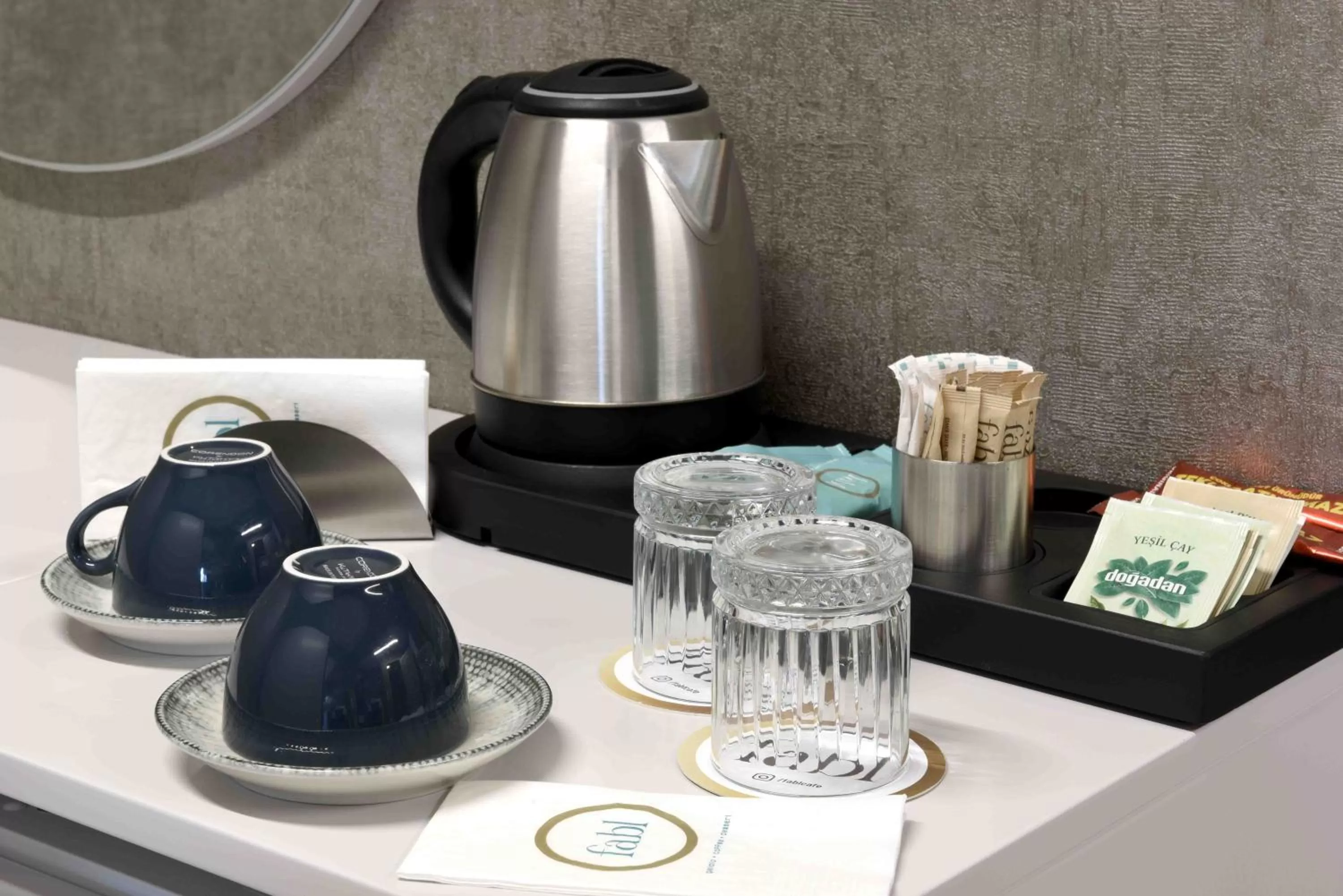Coffee/Tea Facilities in FABL HAUS