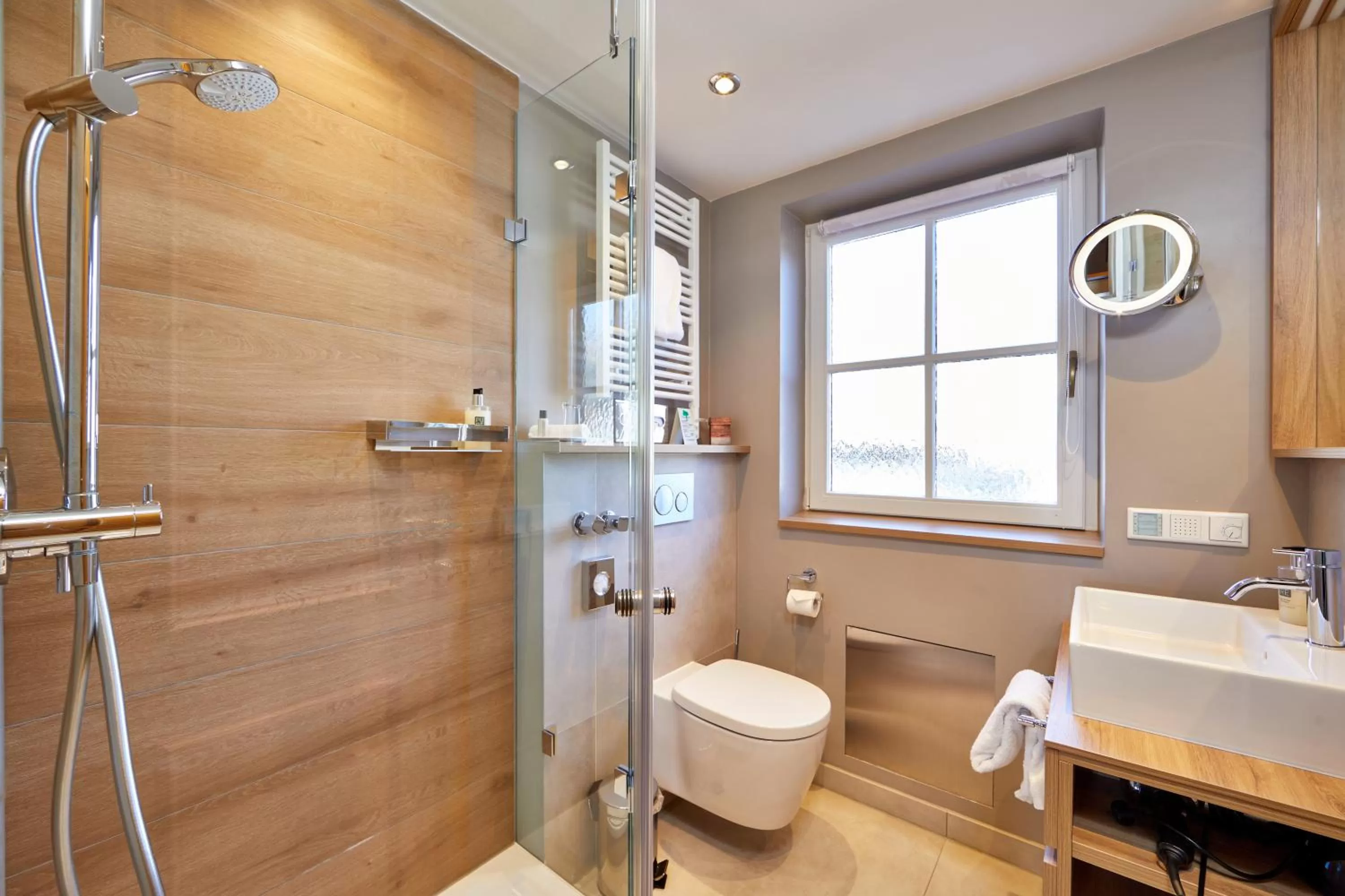 Bathroom in Hotel Zugspitze