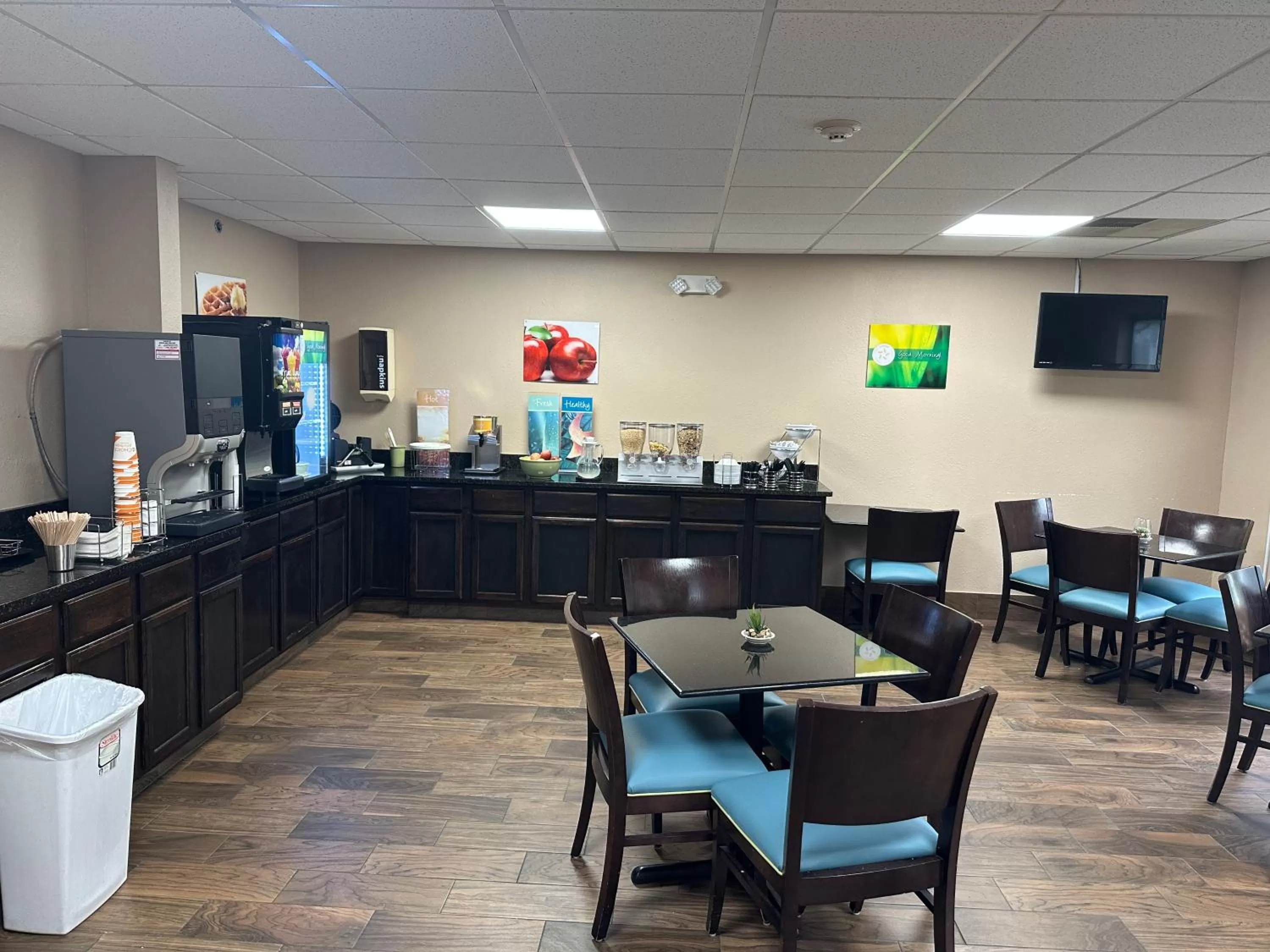 Breakfast in Quality Inn & Suites Exmore - Eastern Shore