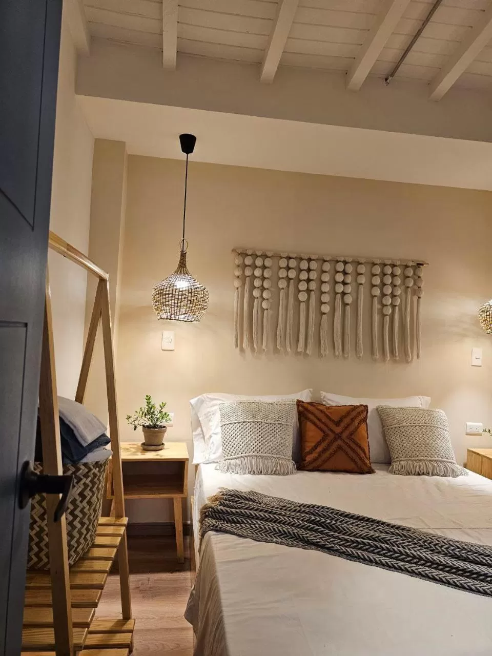 Bed in Poblado Luum Boutique hotel