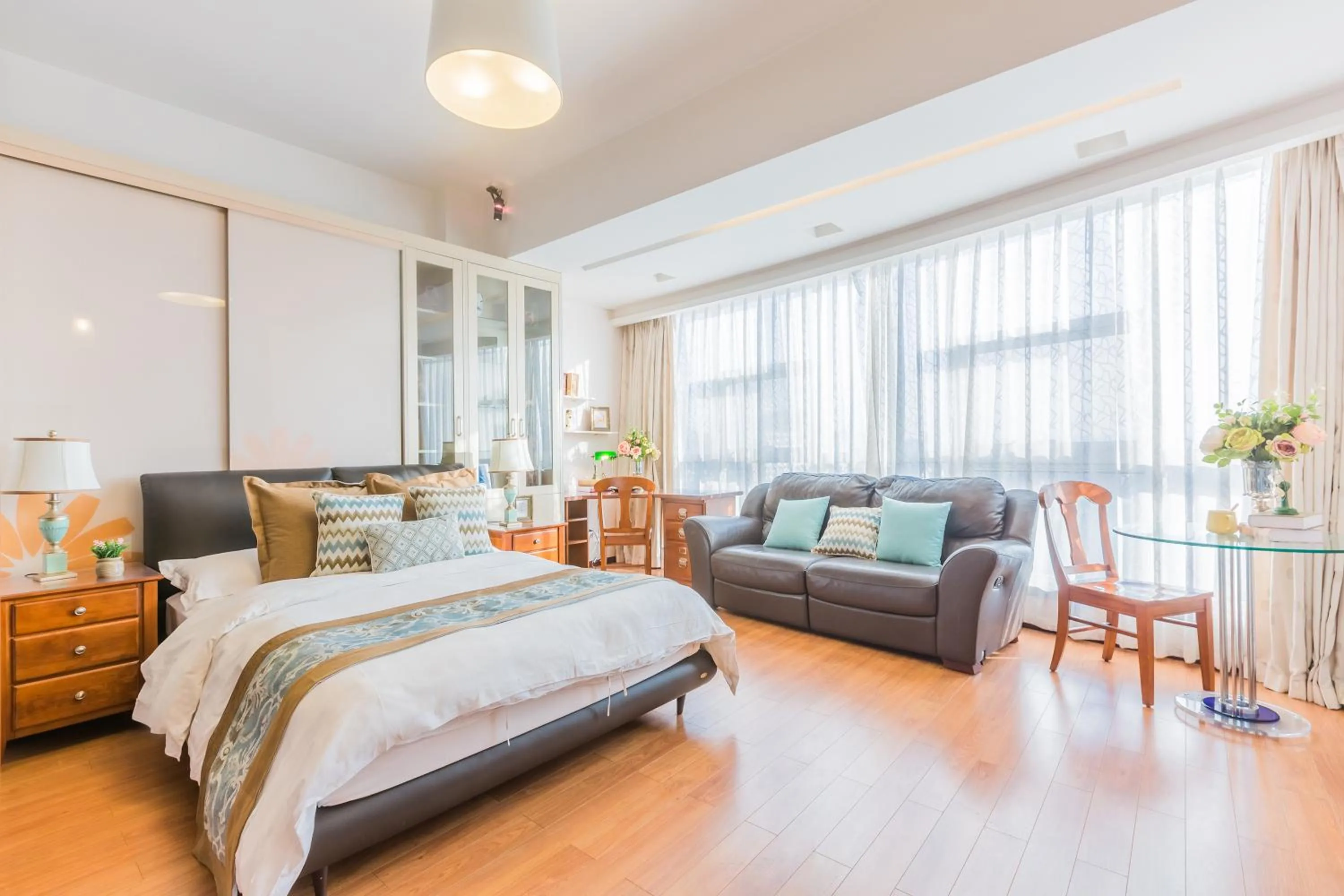 Bed in Westlake 7 Service Apartment