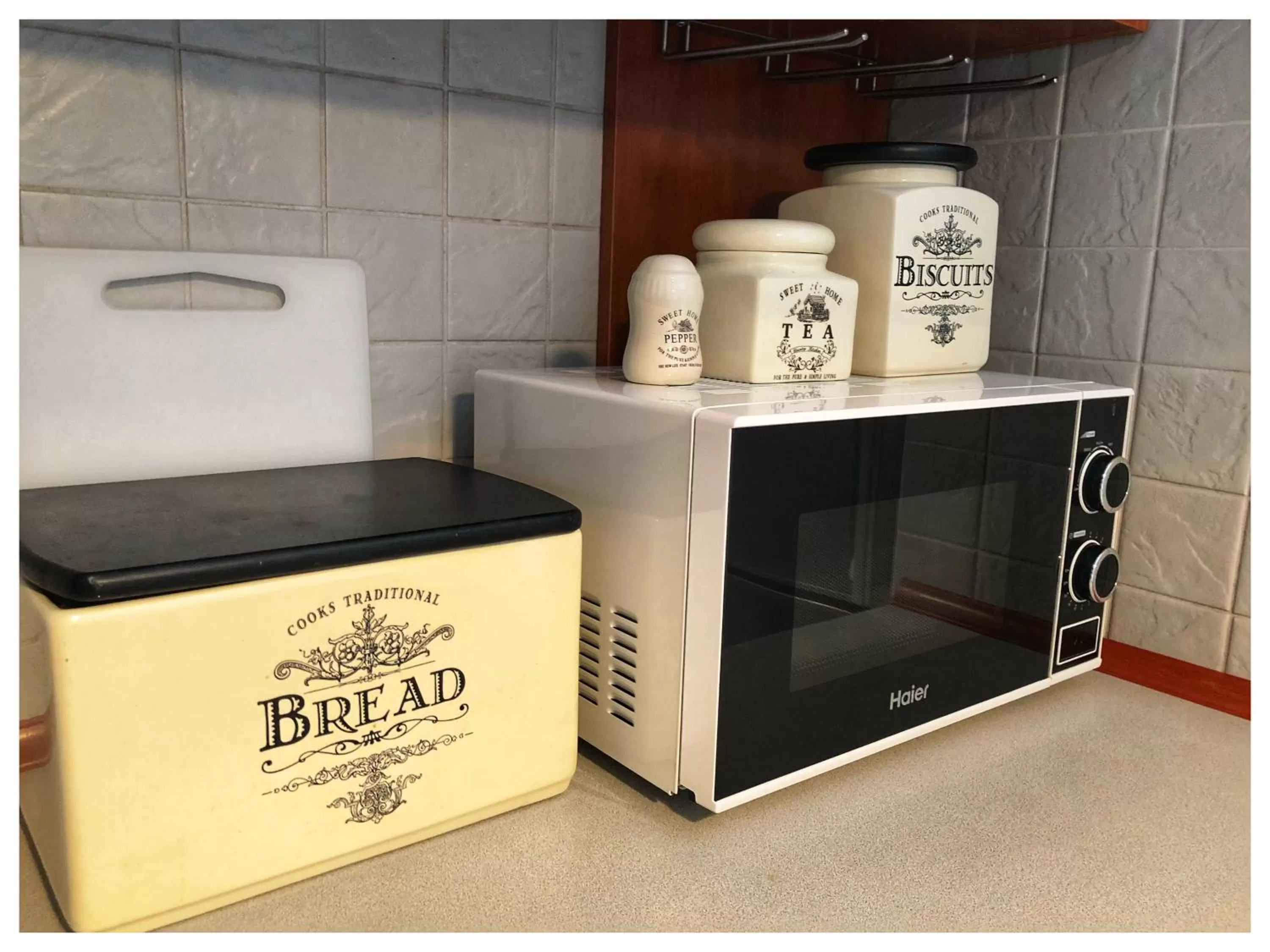 Coffee/tea facilities in Kwadrat B&B Jałowego