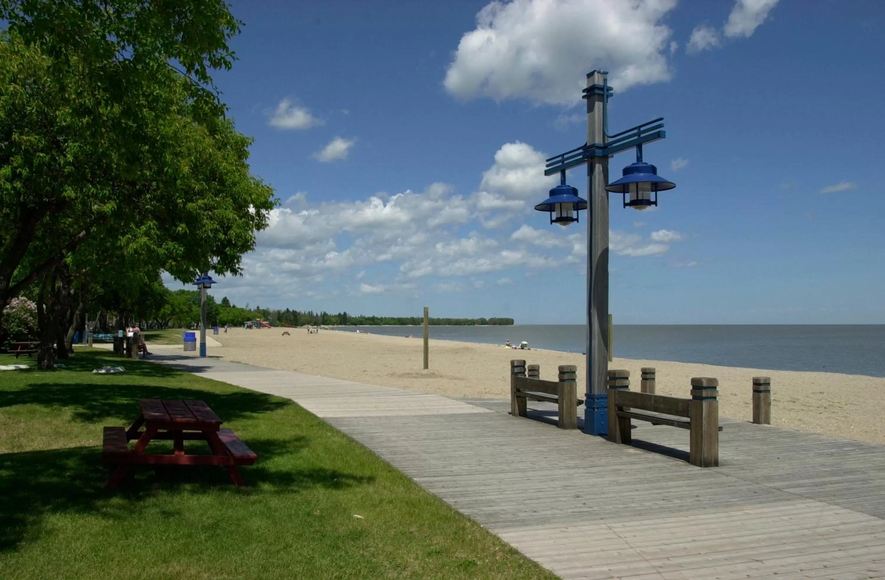 Beach in Lakeview Gimli Resort