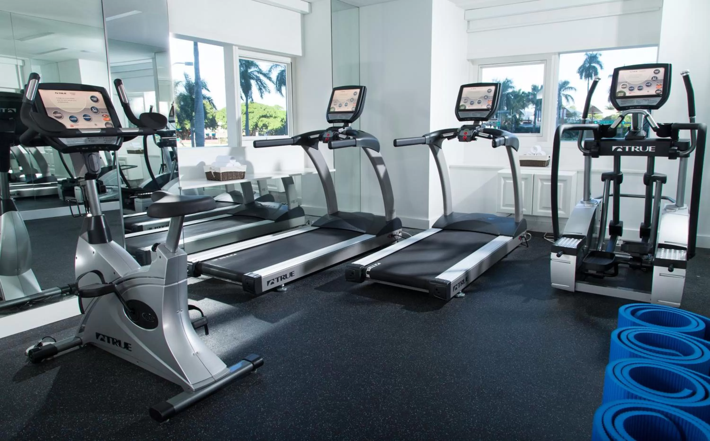 Fitness centre/facilities in YVE Hotel Miami