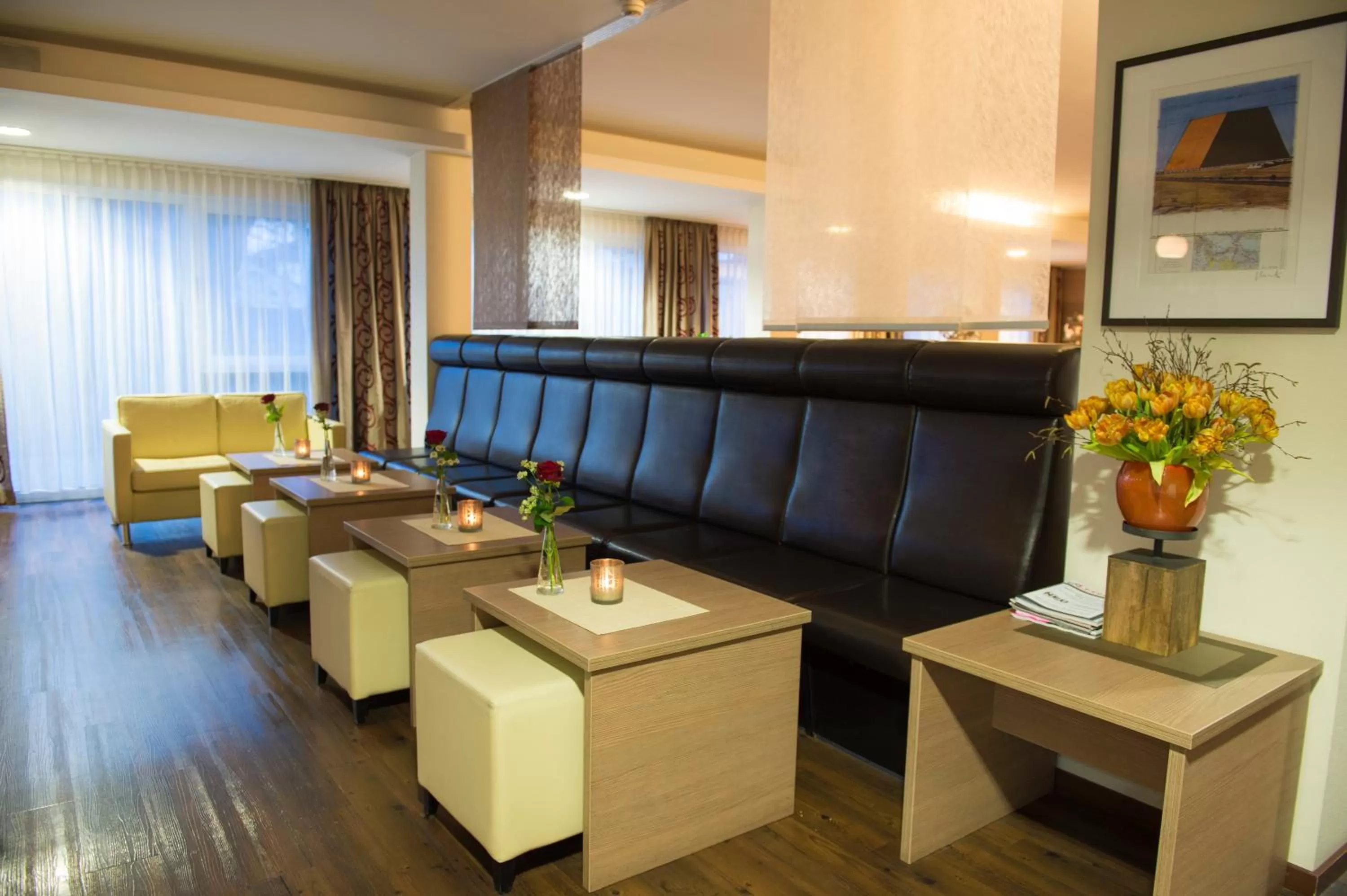 Lounge or bar in Hotel Rödelheimer Hof - Am Wasserturm