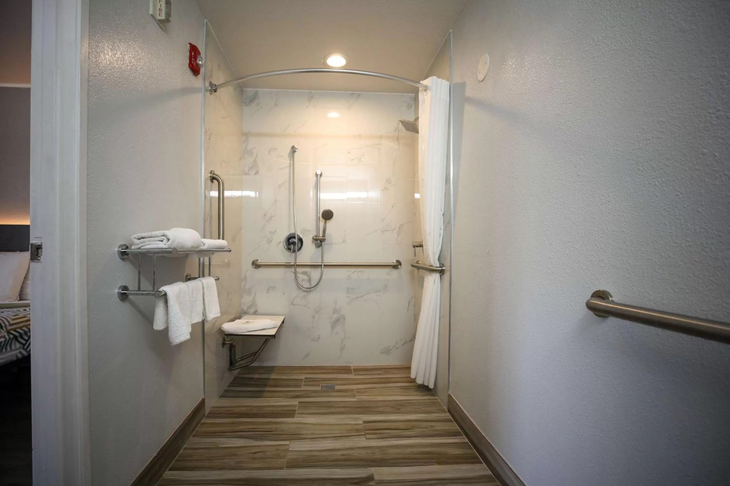 Bathroom in Motel 6-Sacramento, CA - Old Sacramento North