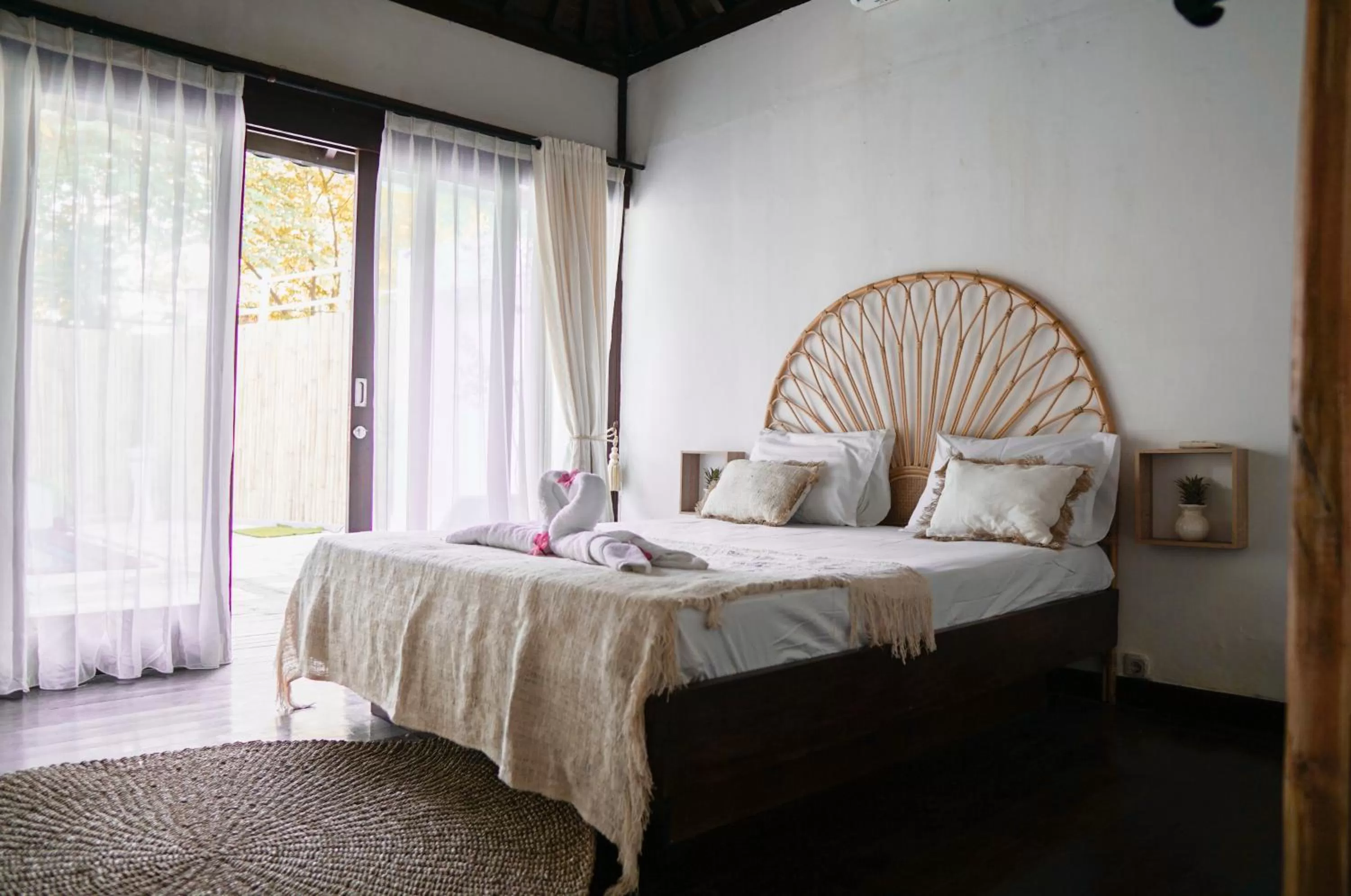 Bed in VILLA MENORCA