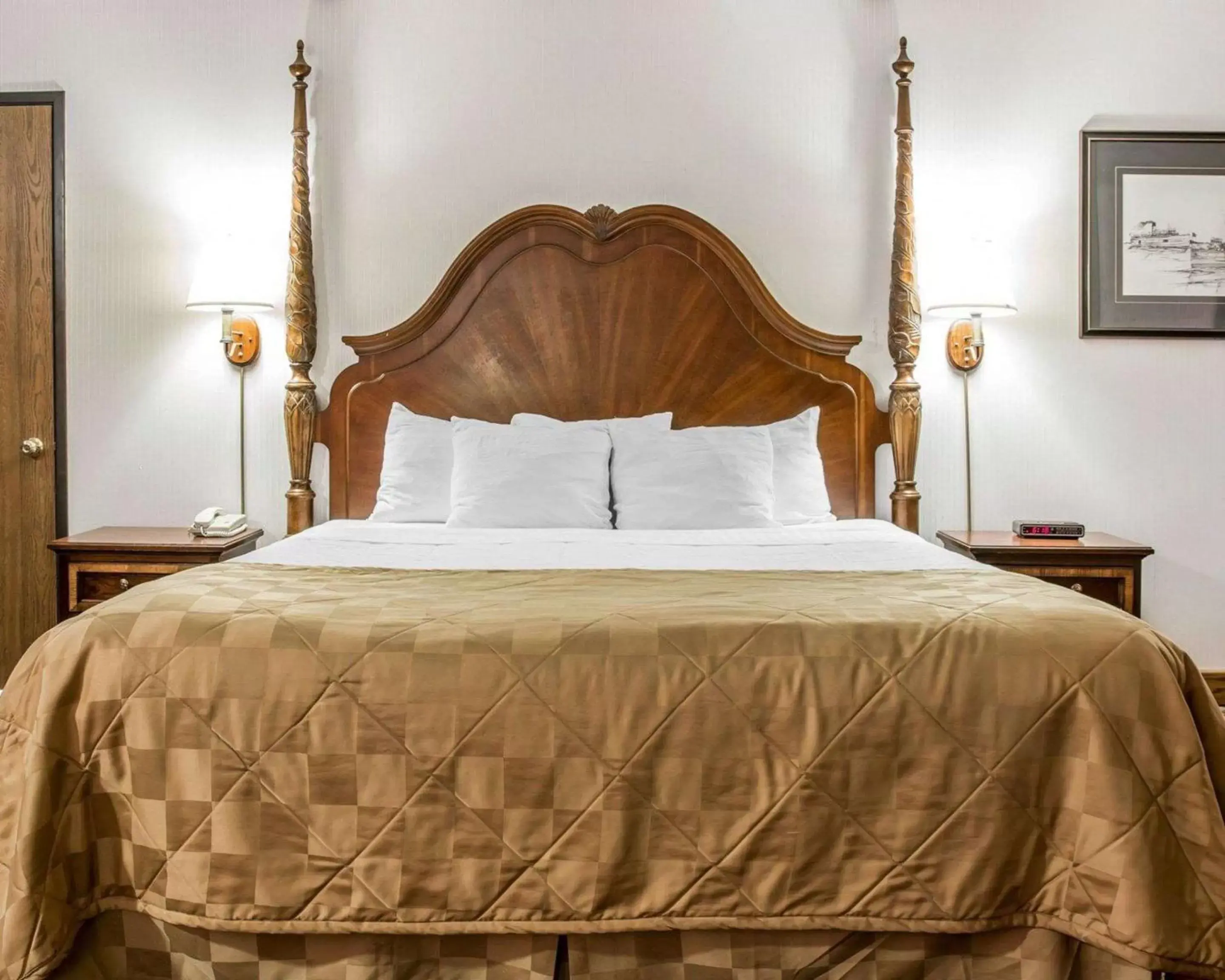 King Room - Lake View in Clarion Hotel Beachfront King Room - Lake View in Clarion Hotel Beachfront