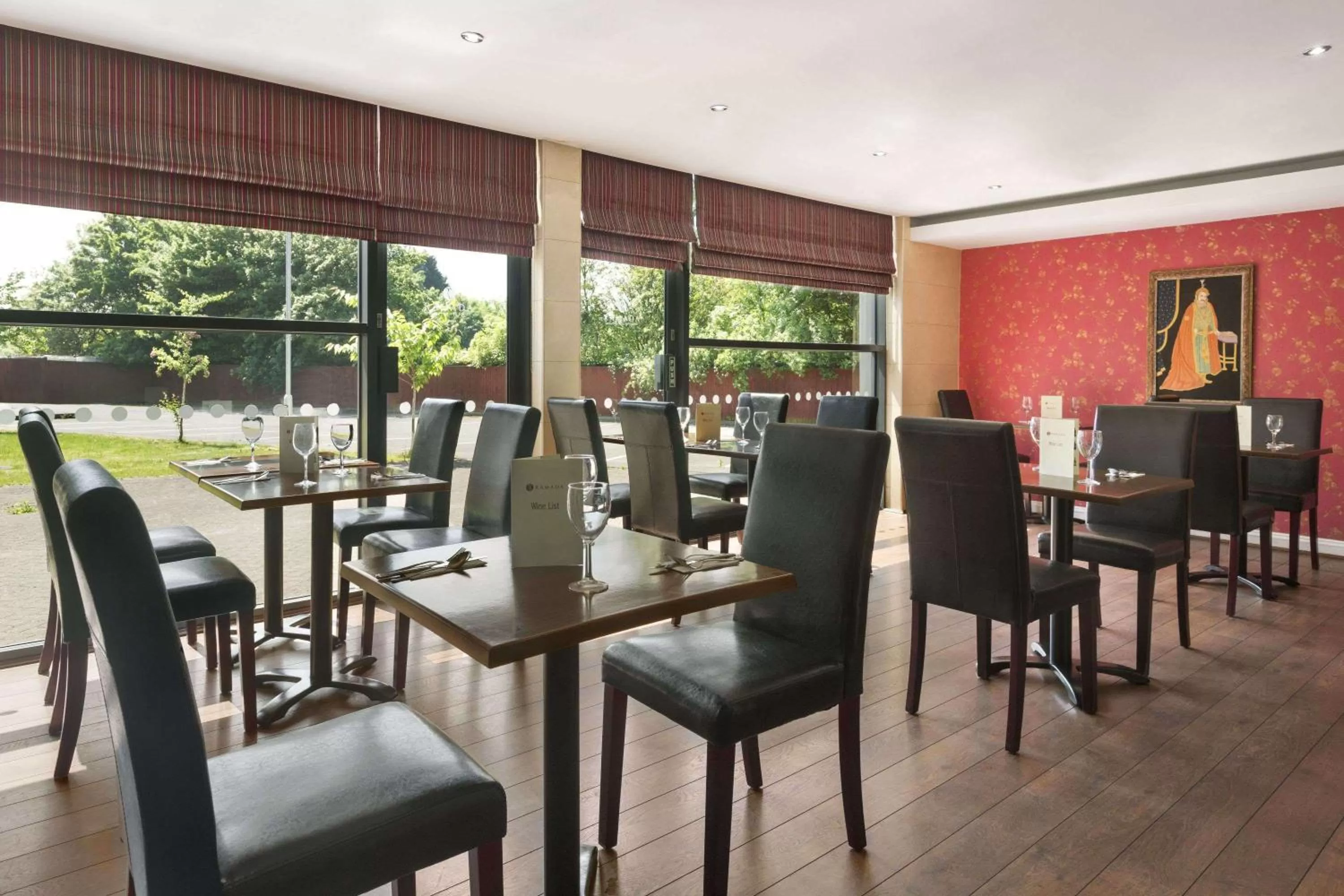 Restaurant/places to eat in Ramada Birmingham Oldbury M5 J2