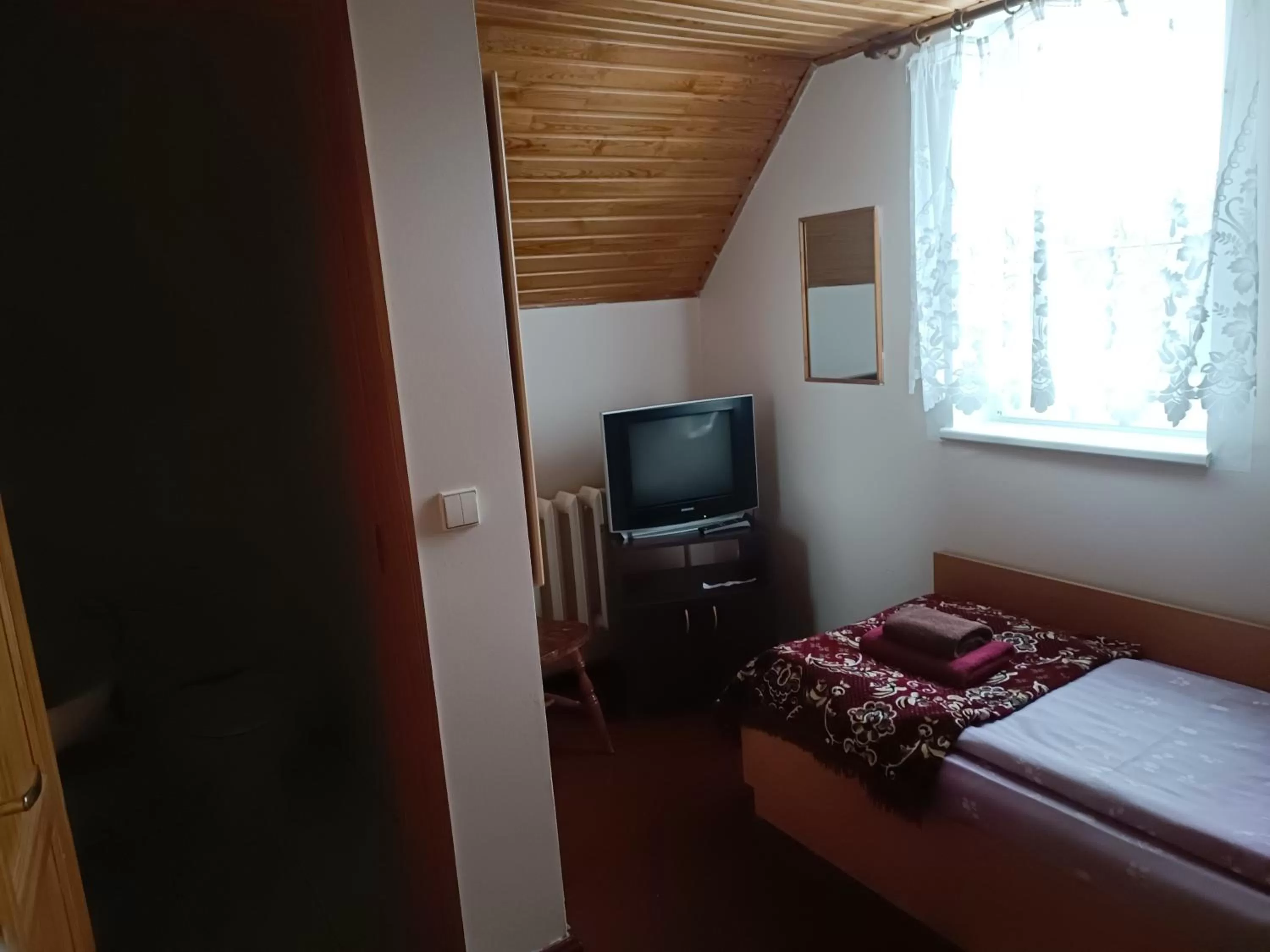 TV and multimedia, Bed in Rugelis