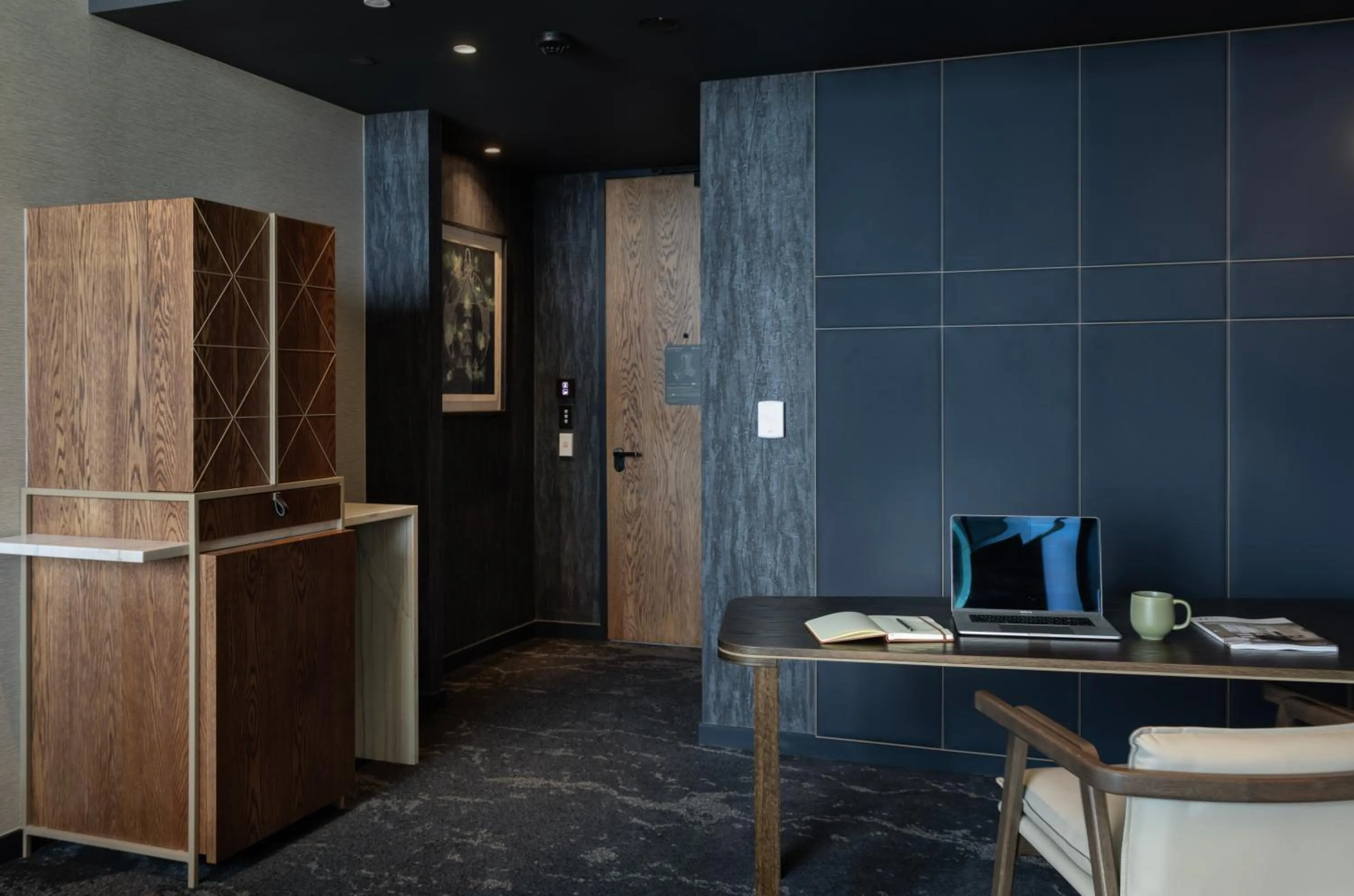 Coffee/tea facilities in Pullman Auckland Airport