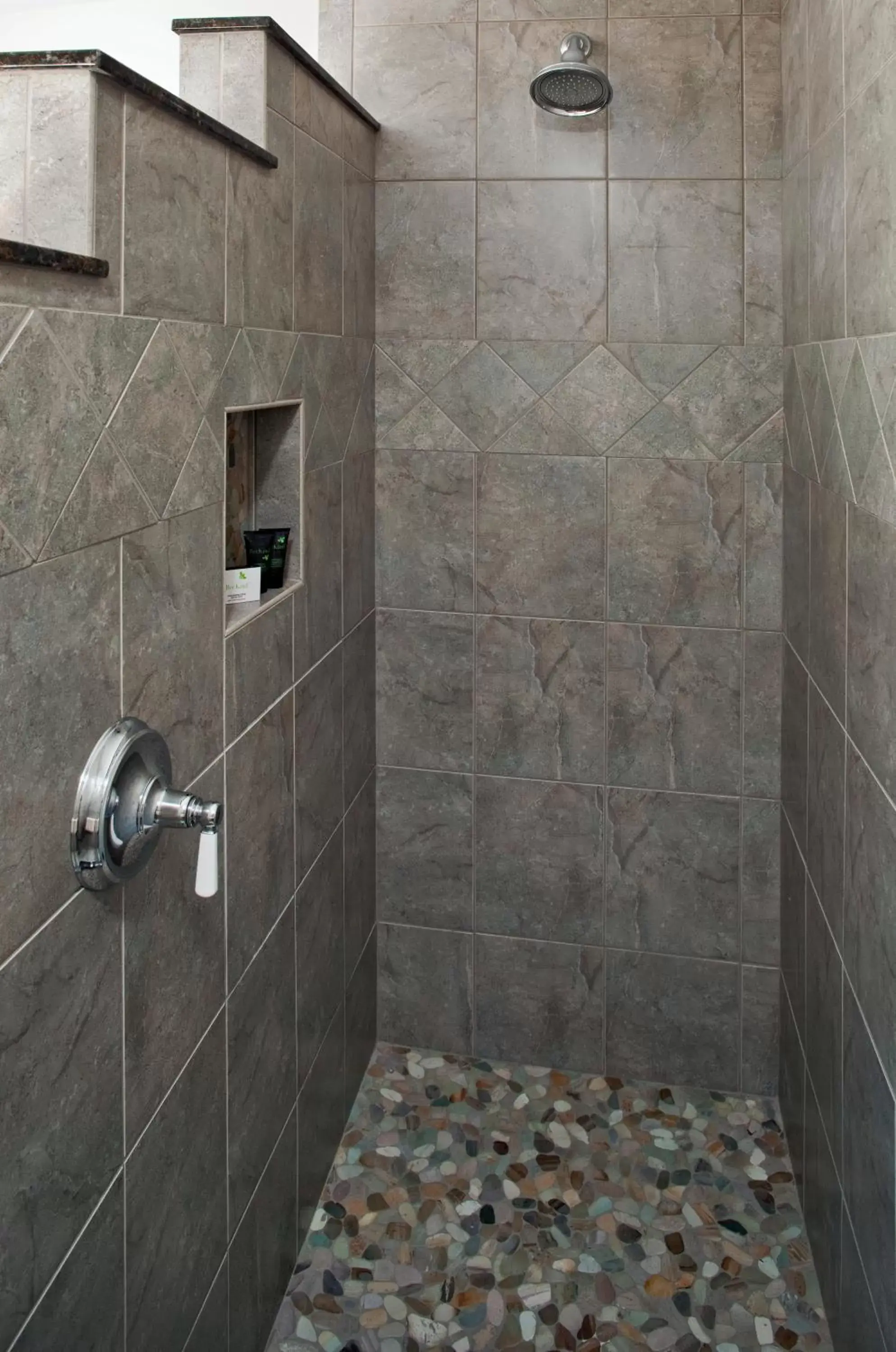 King Room in 1802 House Bed & Breakfast King Room in 1802 House Bed & Breakfast