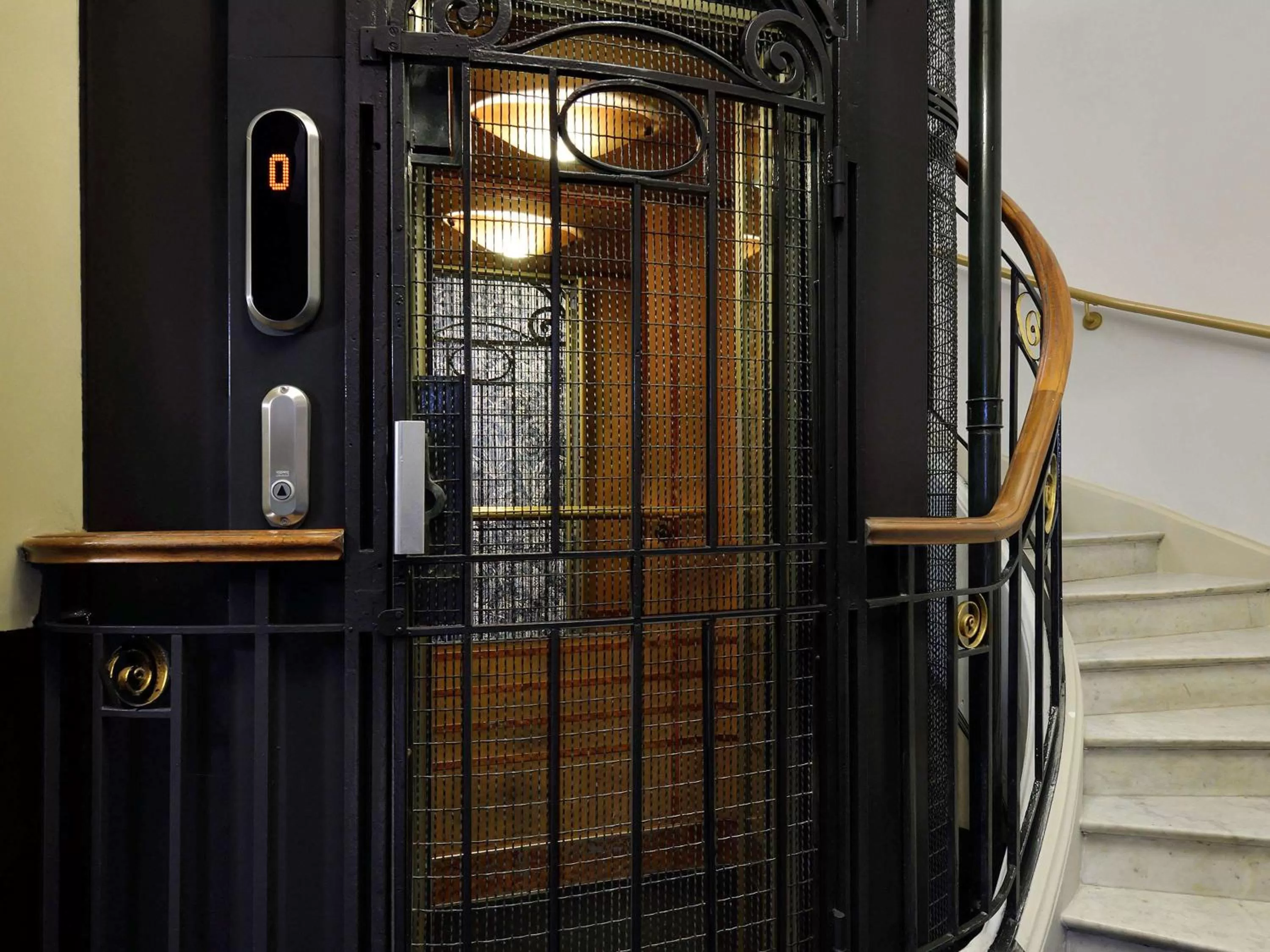 Property building in l'Echiquier Opéra Hotel Paris - MGallery Collection