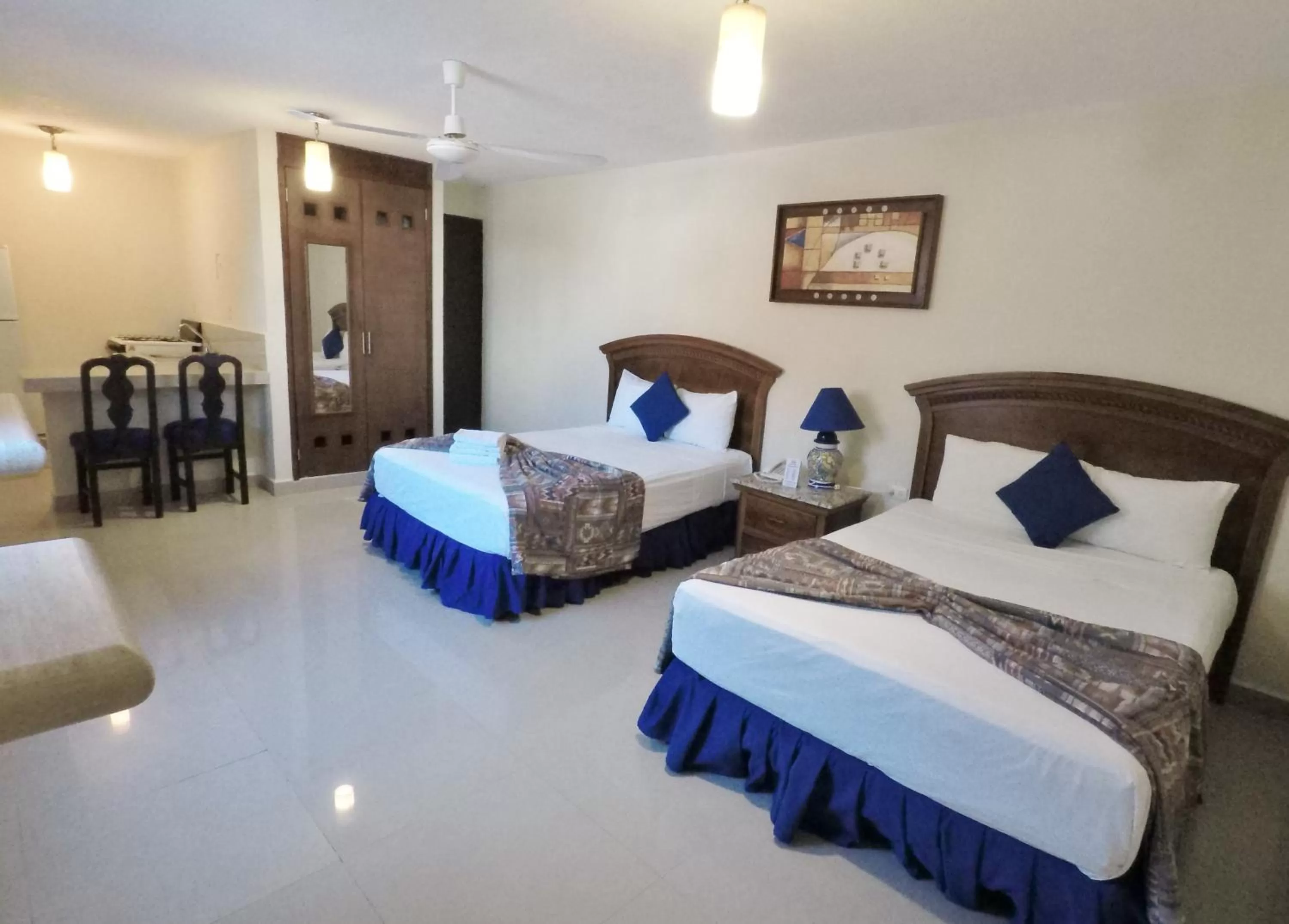 Bed in Hotel El Campanario Playa del Carmen