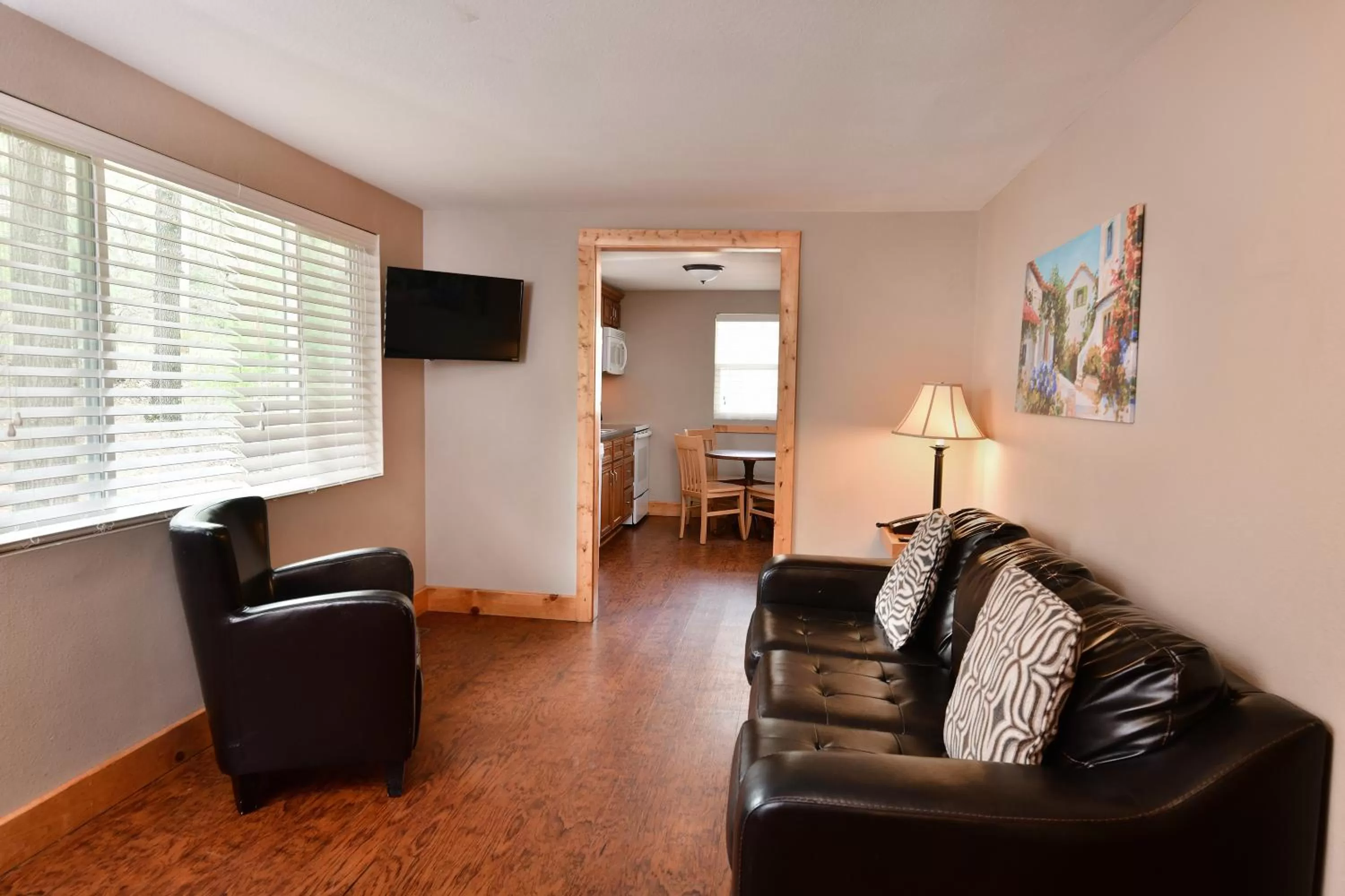 Living room, Seating Area in MT. OLYMPUS WATER PARK AND THEME PARK RESORT