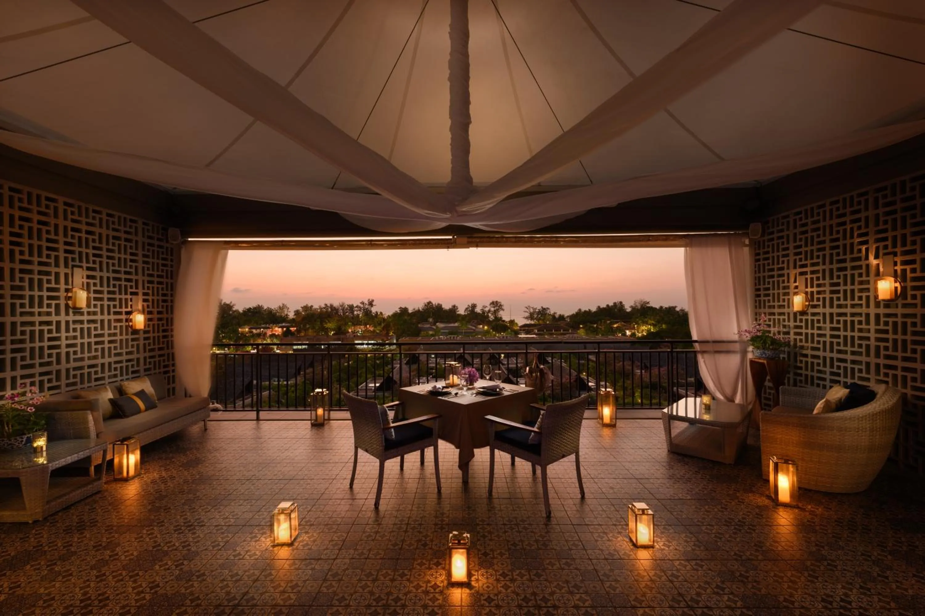 Lounge or bar in Anantara Vacation Club Mai Khao Phuket