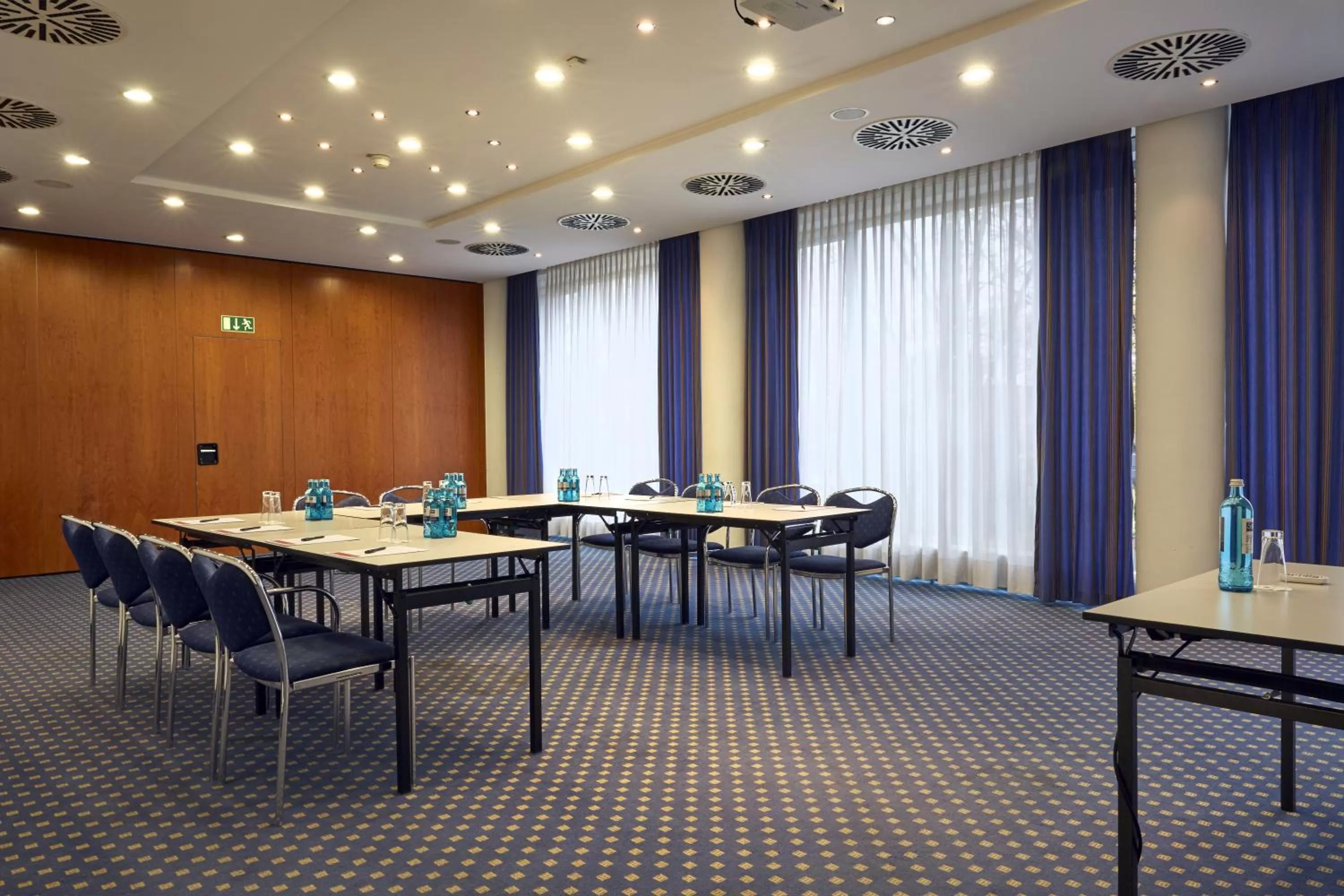 Meeting/conference room in H4 Hotel Kassel City, Trademark Collection by Wyndham