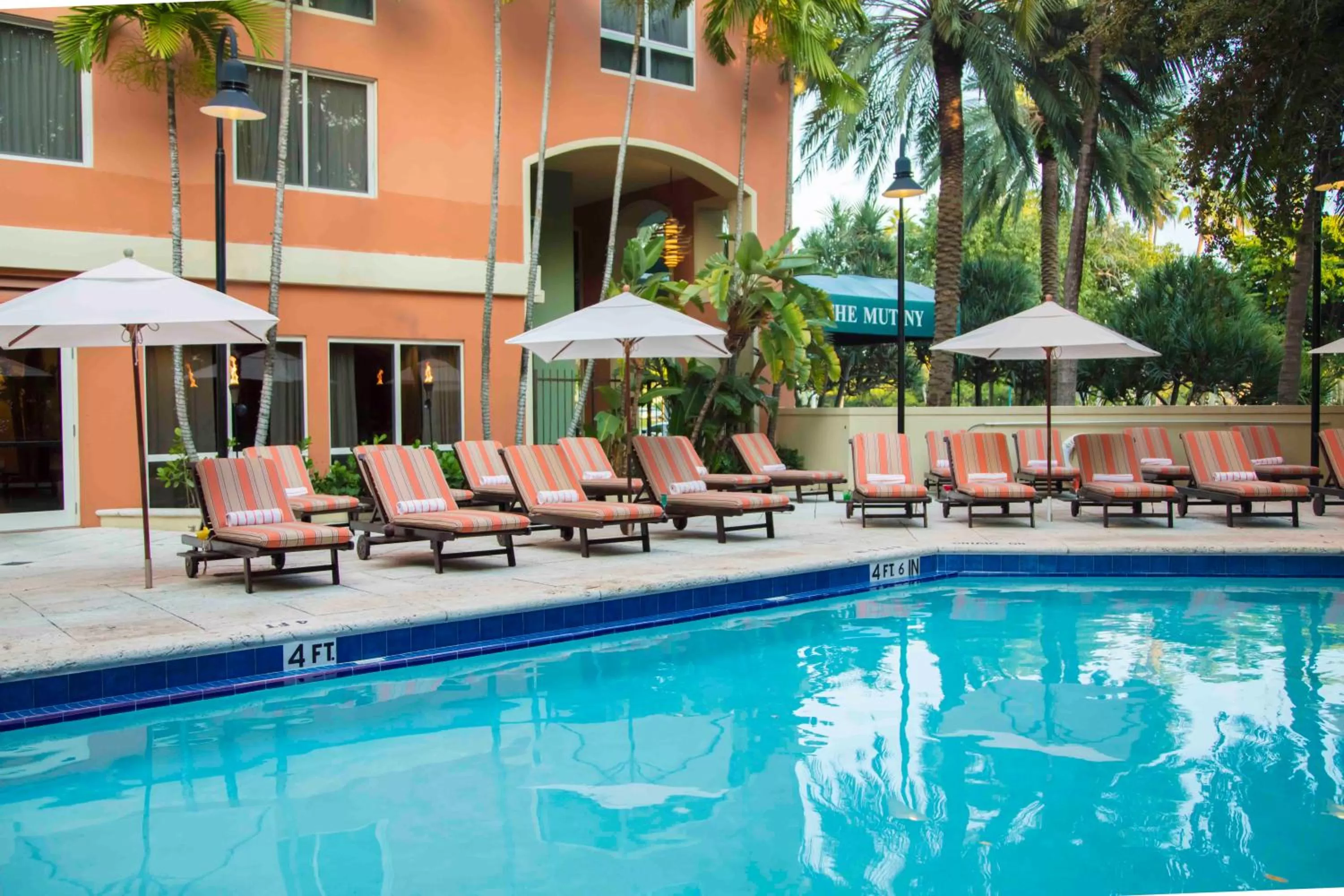 Swimming pool in The Mutiny Luxury Suites Hotel
