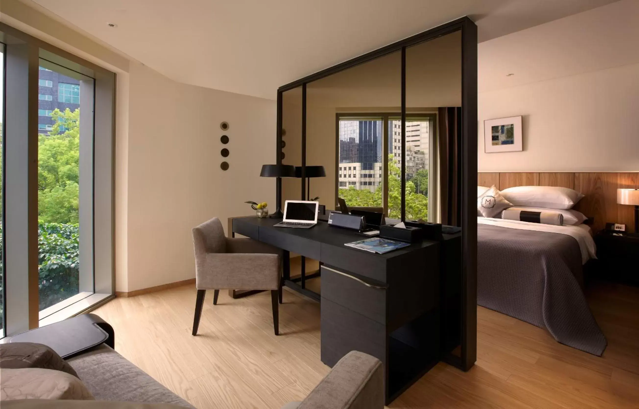 Superior King Room in Madison Taipei, a Tribute Portfolio Hotel Superior King Room in Madison Taipei, a Tribute Portfolio Hotel