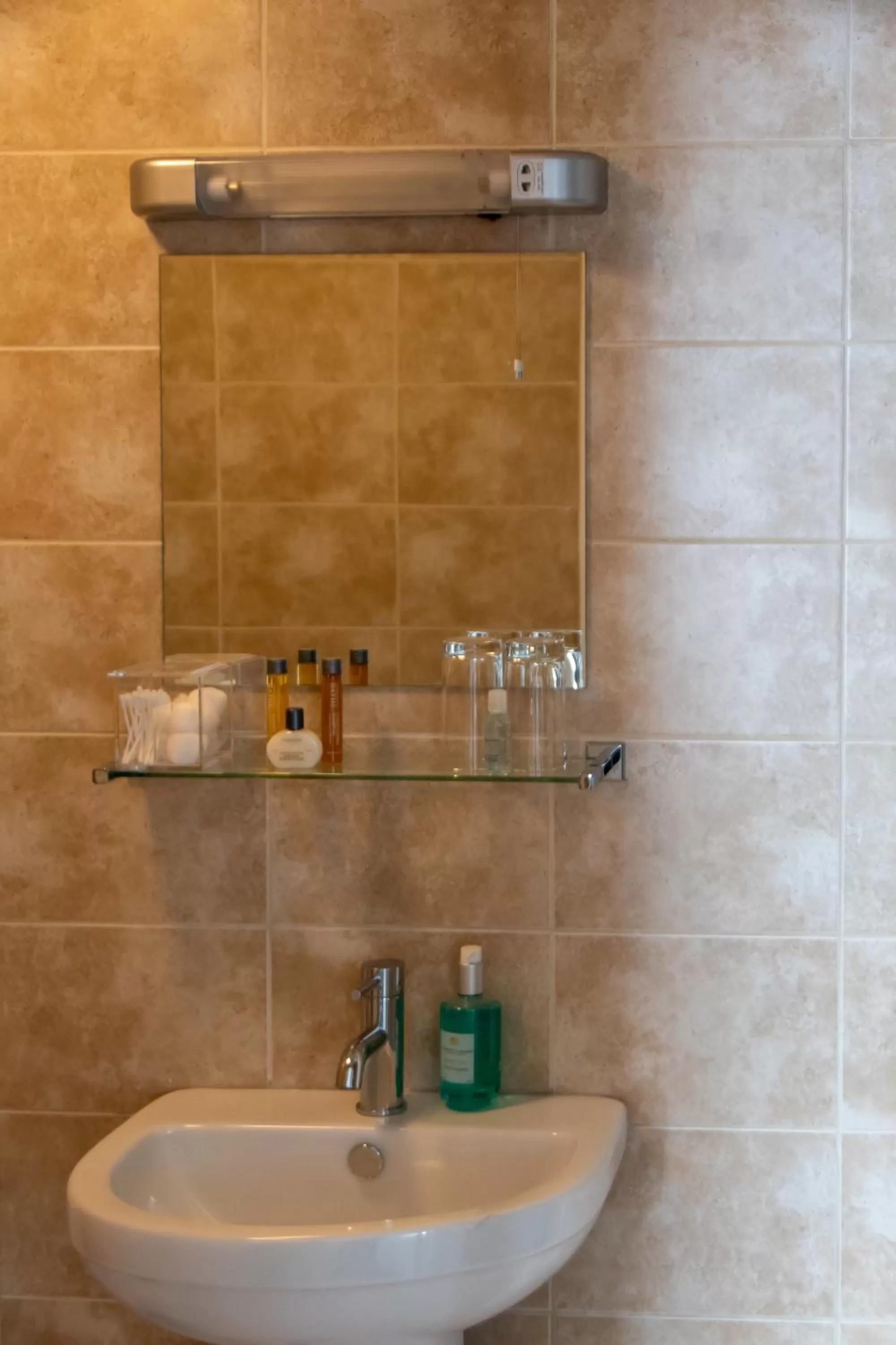 Bathroom in New Steine Hotel - B&B