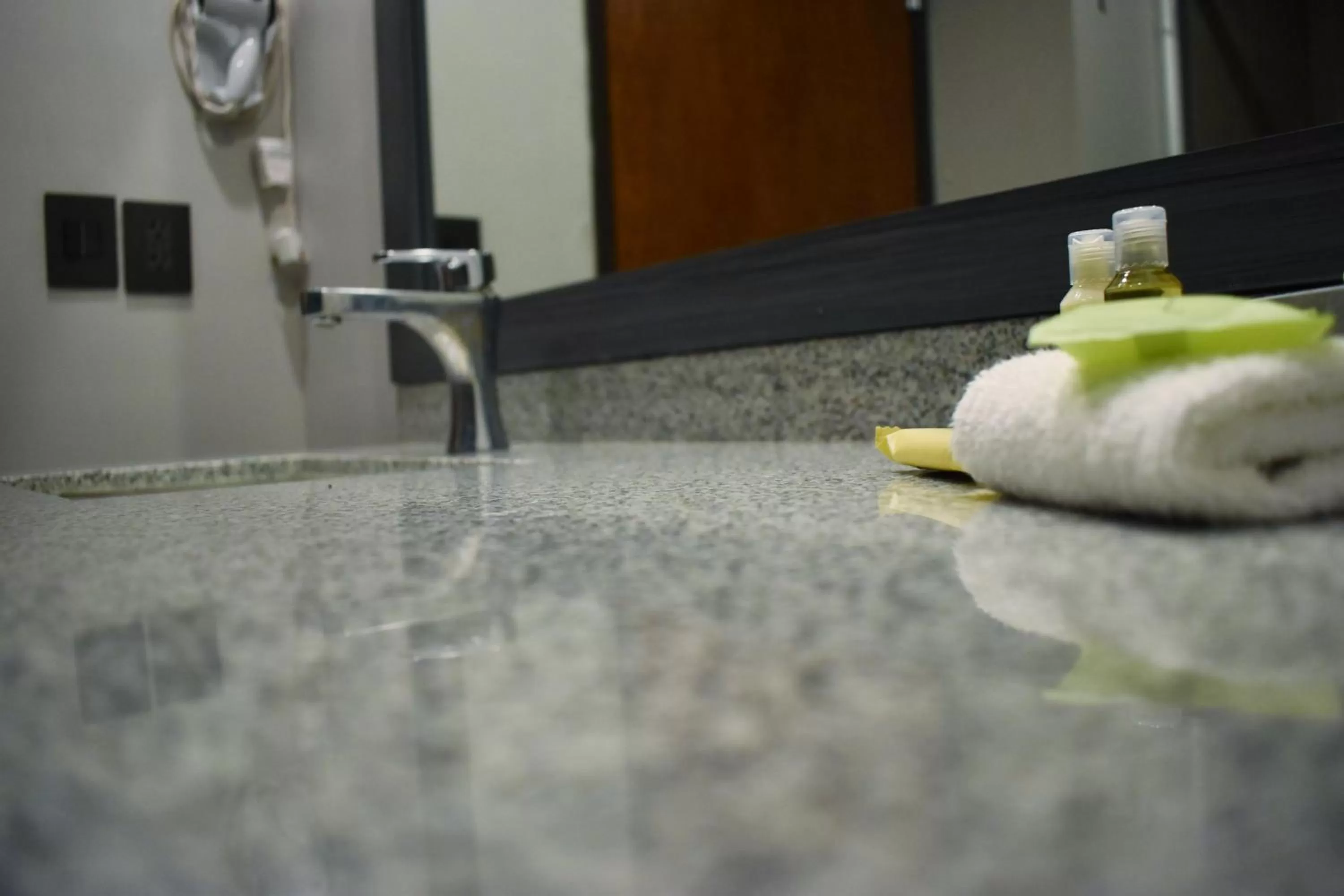 Bathroom in La Quinta by Wyndham Aguascalientes