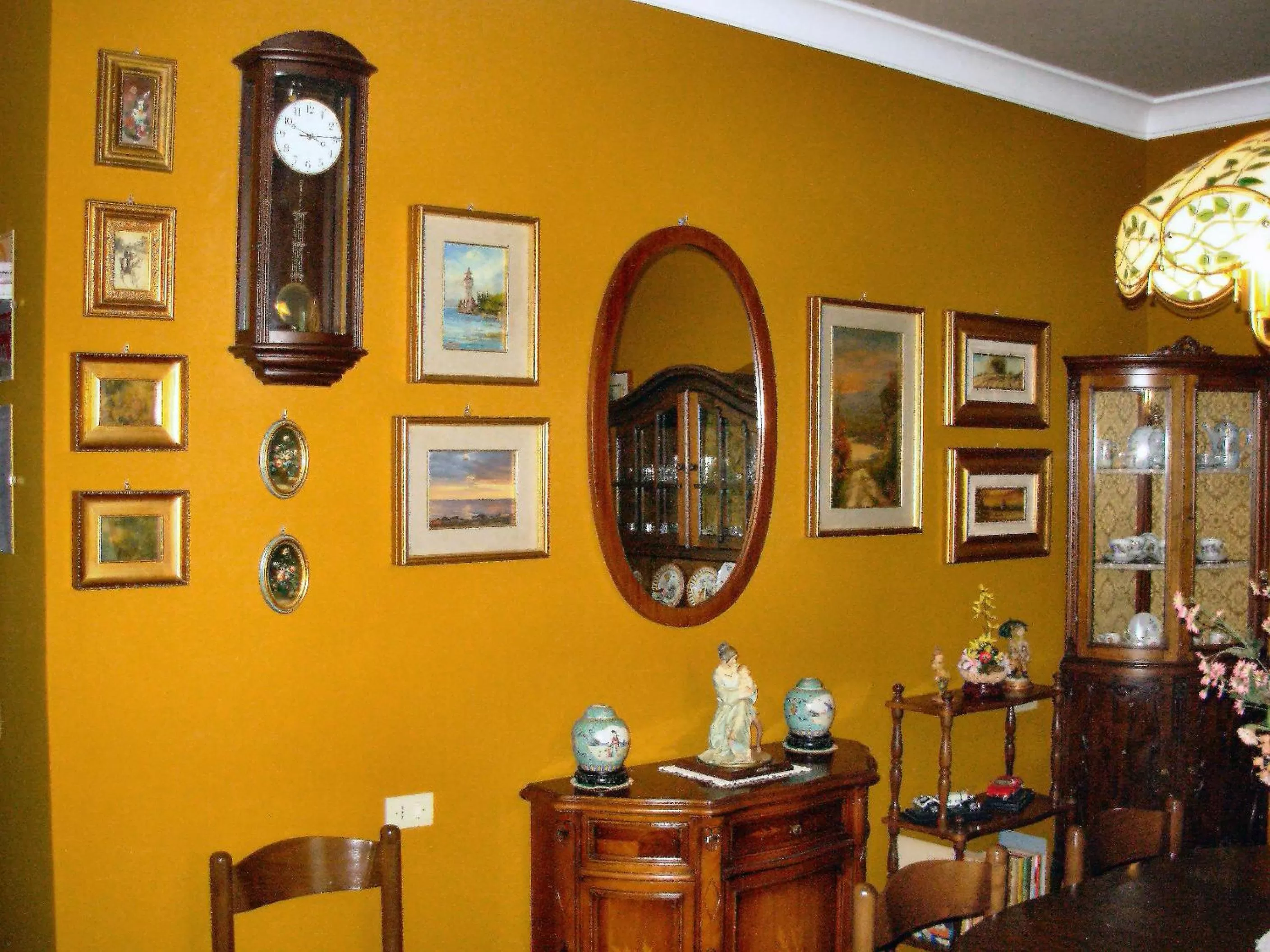 Communal lounge/ TV room in BED & BREAKFAST da marco