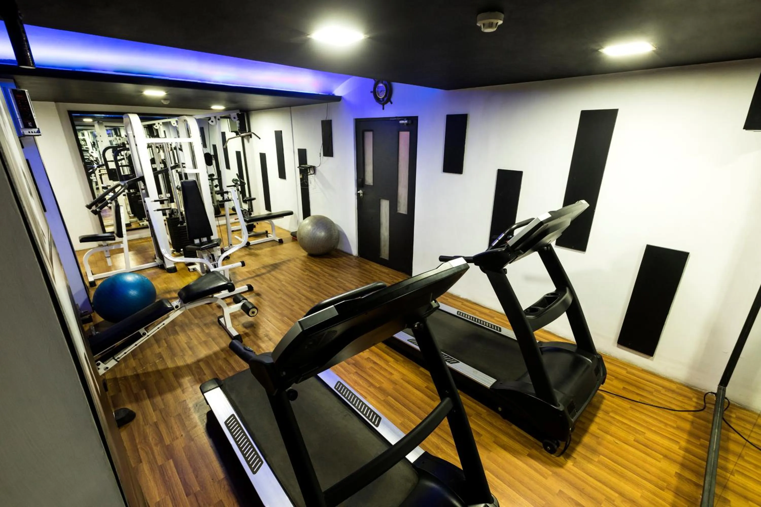 Fitness centre/facilities in Hotel Grand Residence