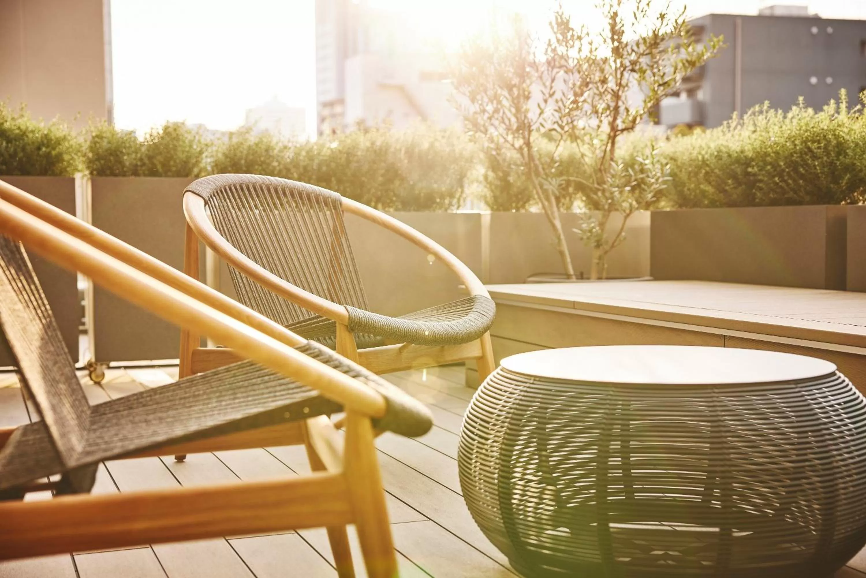 Photo of the whole room in voco Osaka Central by IHG