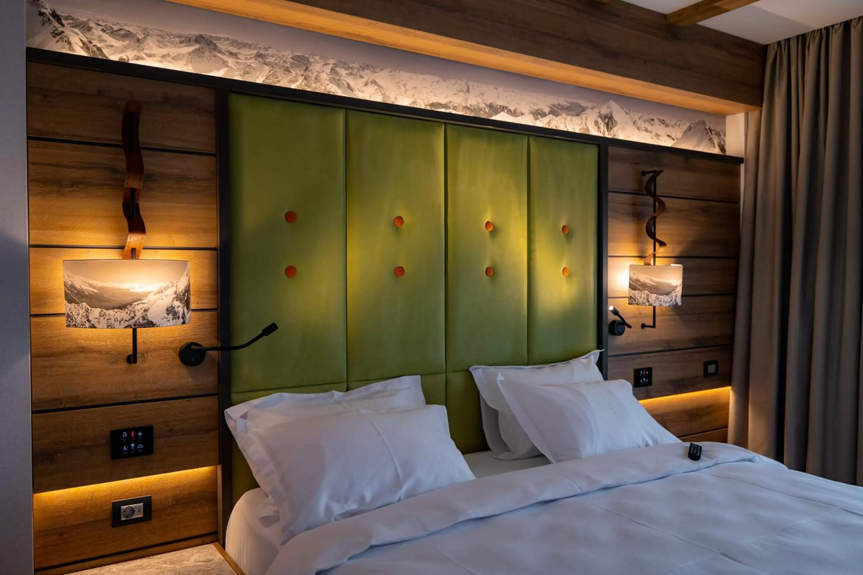 Bed in Hotel Belmont