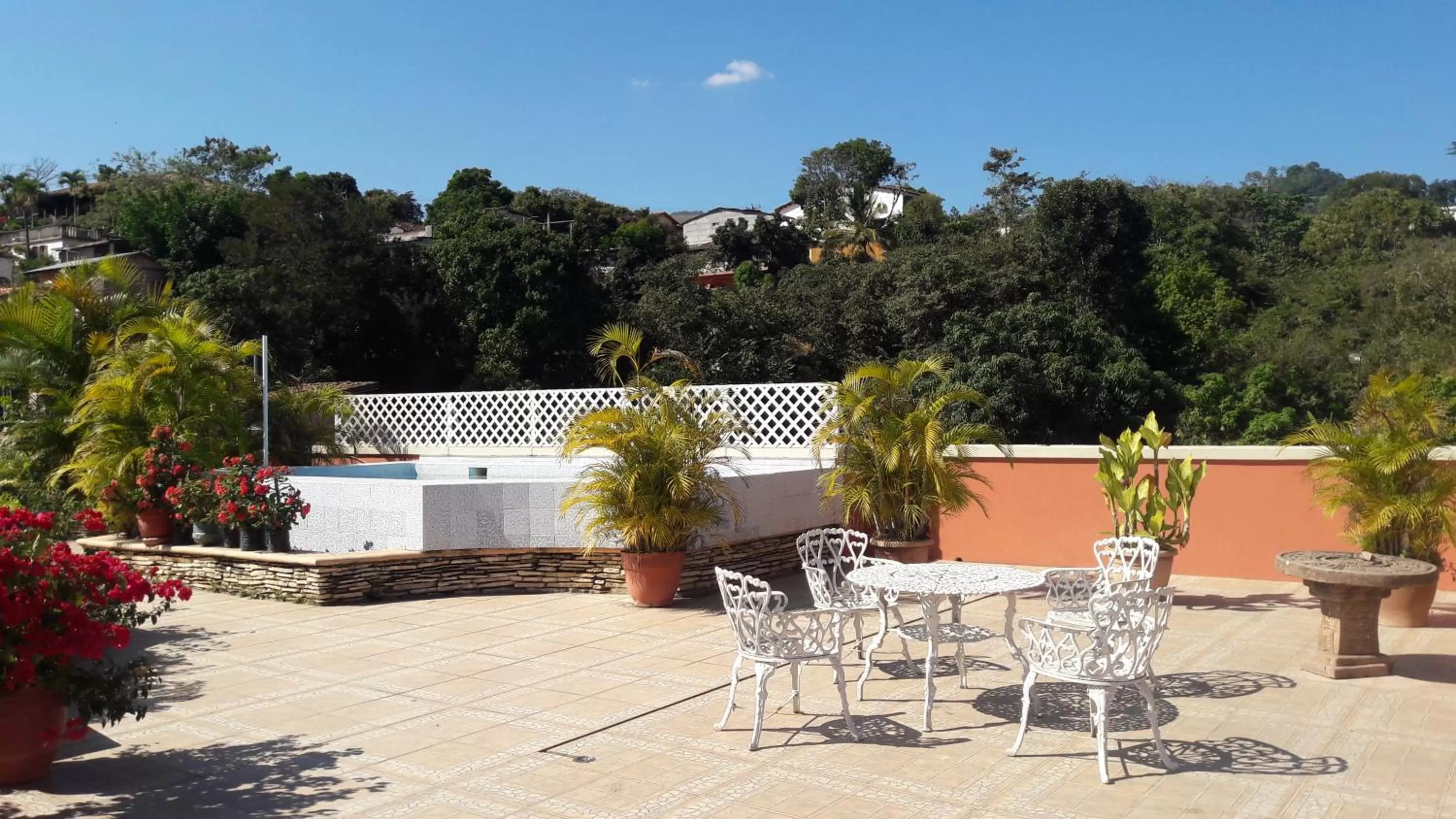 Patio in Hotel Acropolis Maya